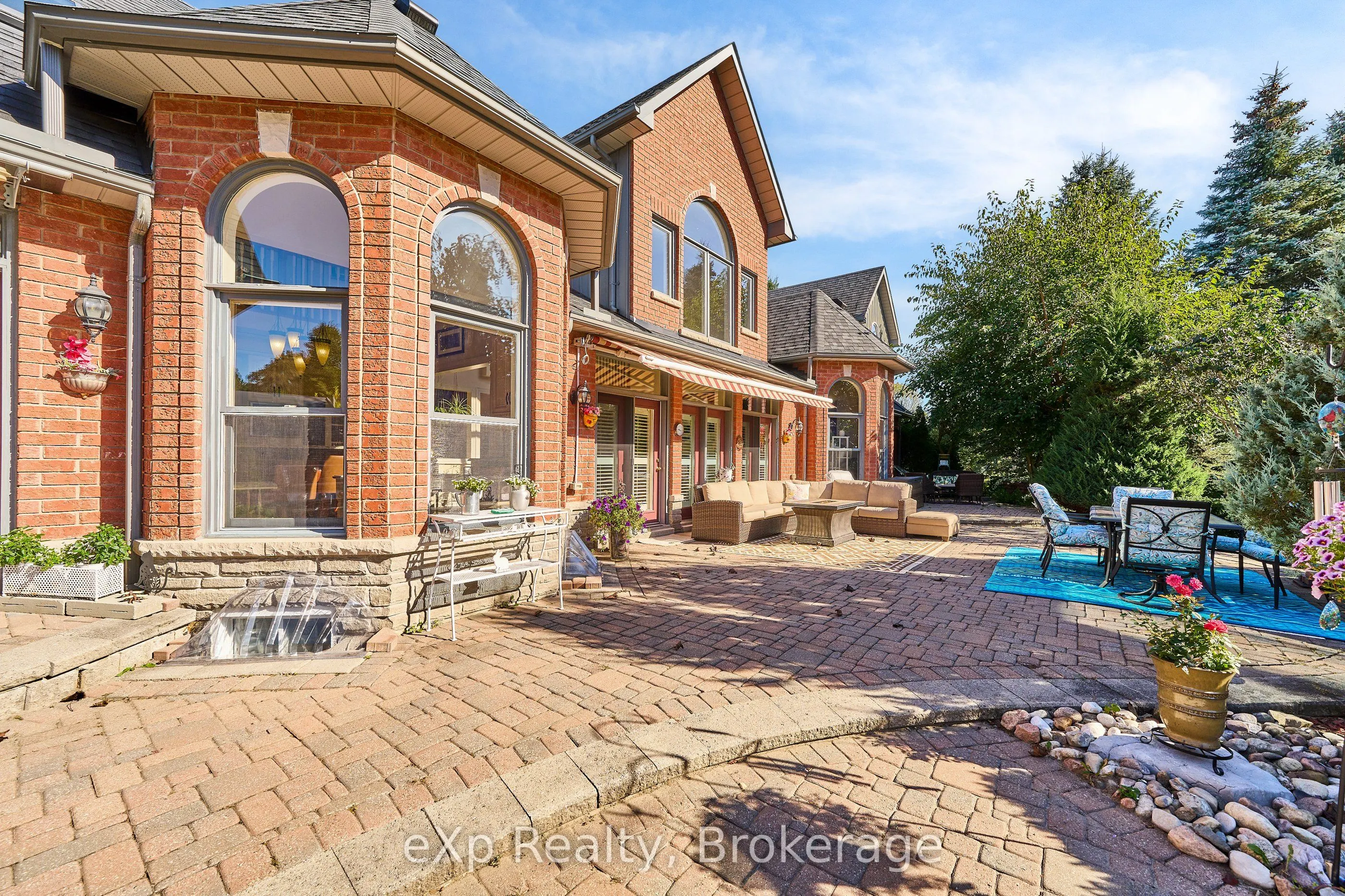 7860 Cedarbrook Trail