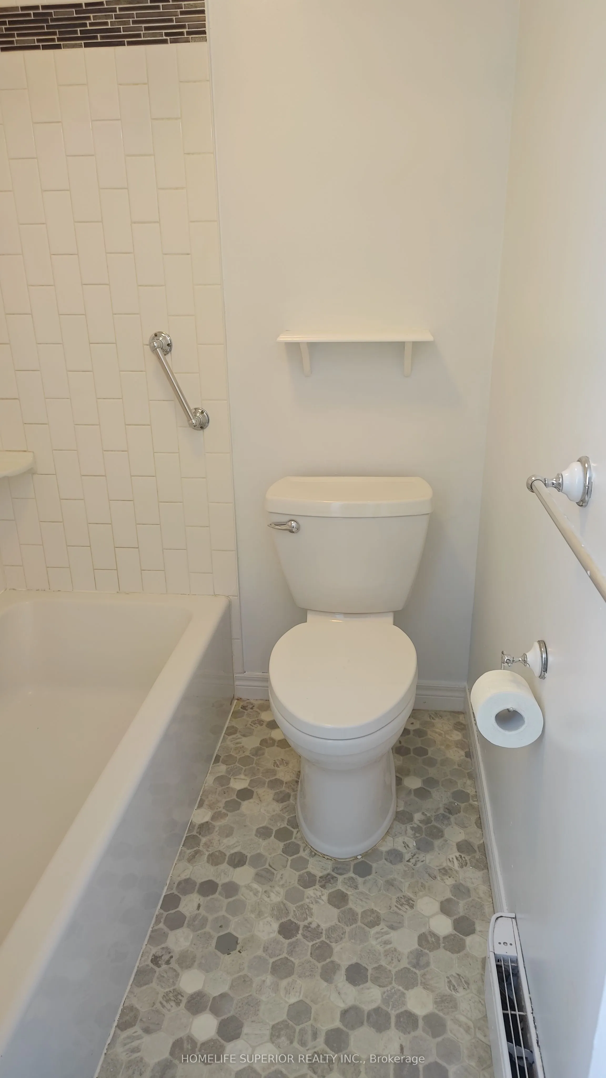 292 Brighton Court #Upper
