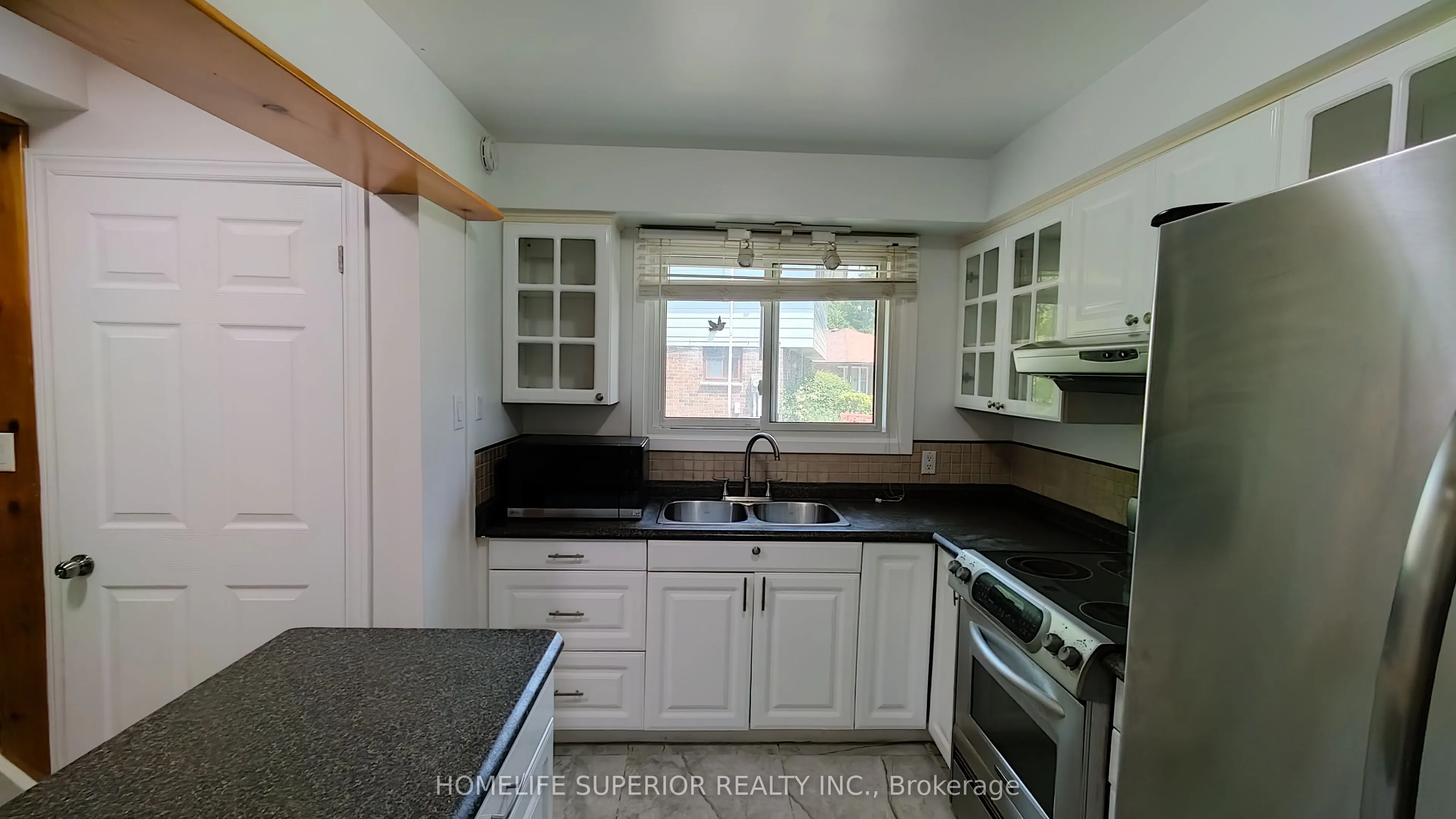 292 Brighton Court #Upper