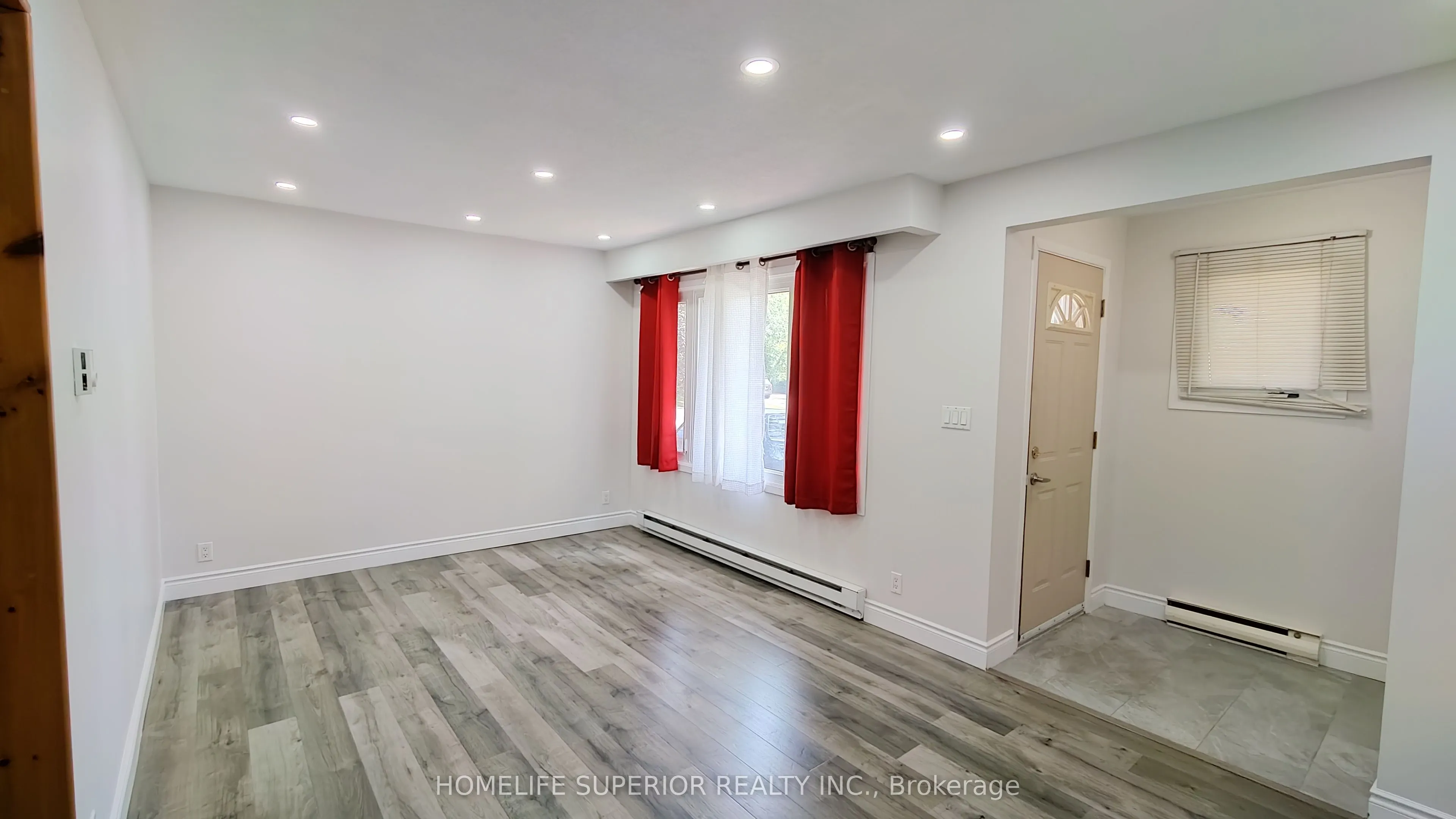 292 Brighton Court #Upper