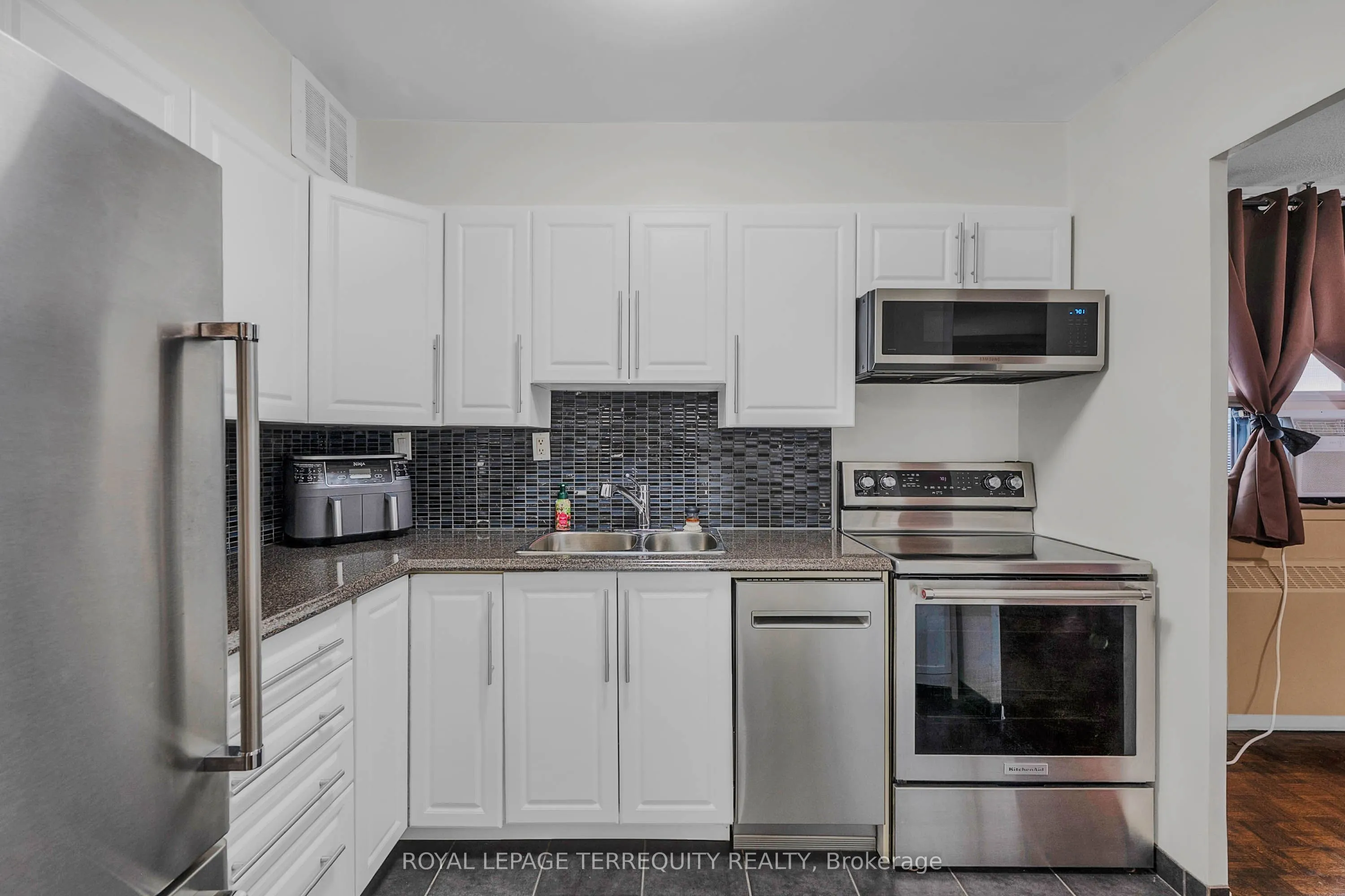 180 Markham Road #816