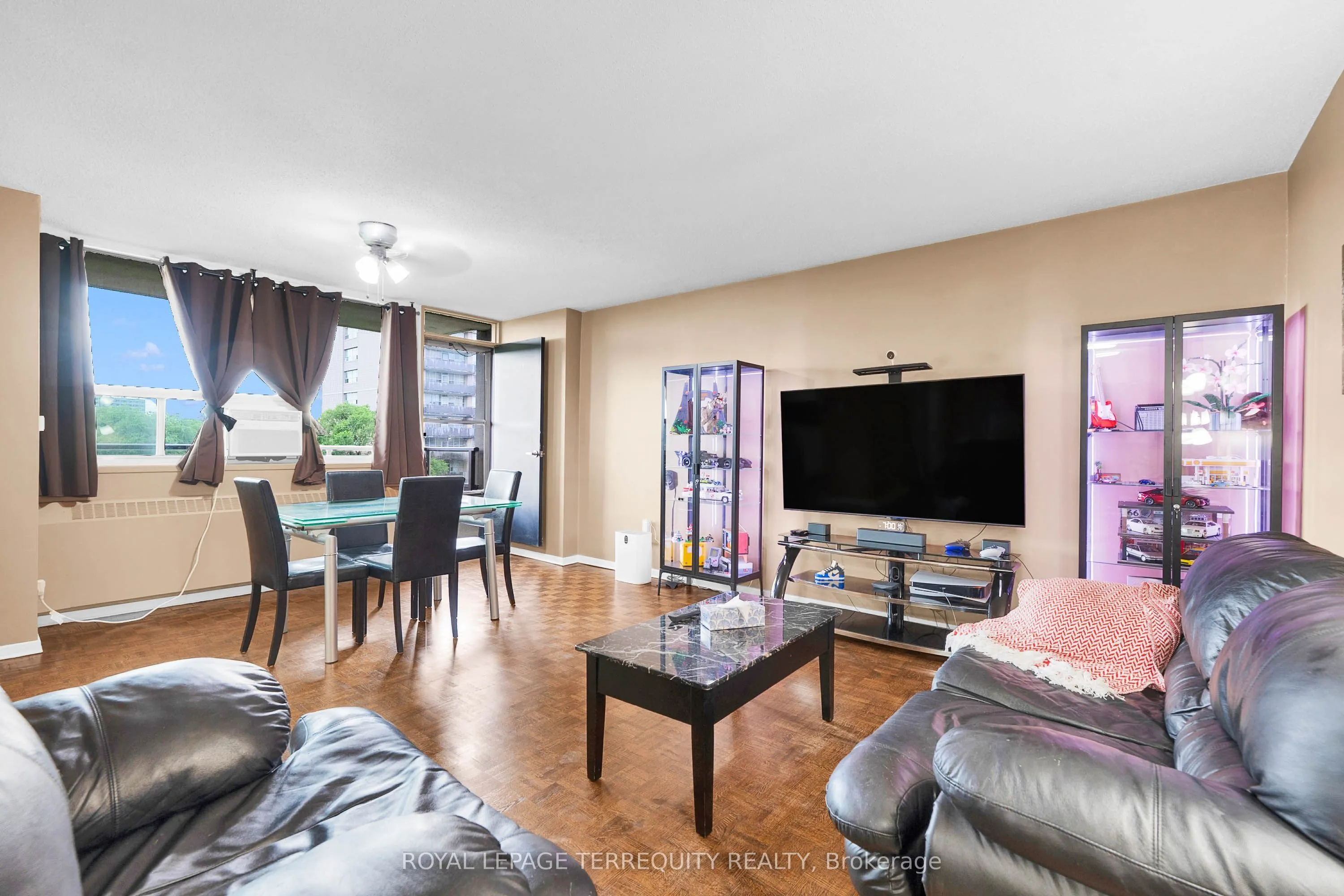 180 Markham Road #816