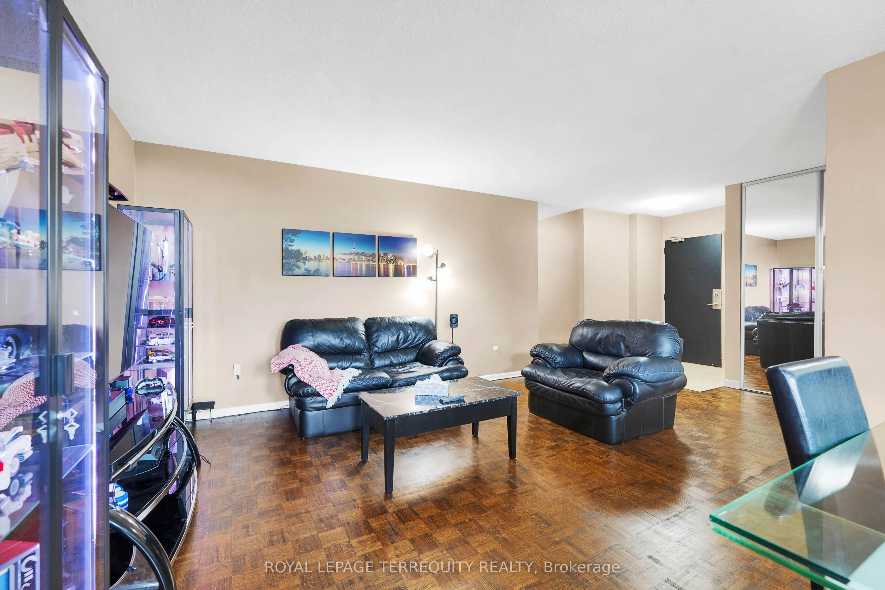 180 Markham Road #816