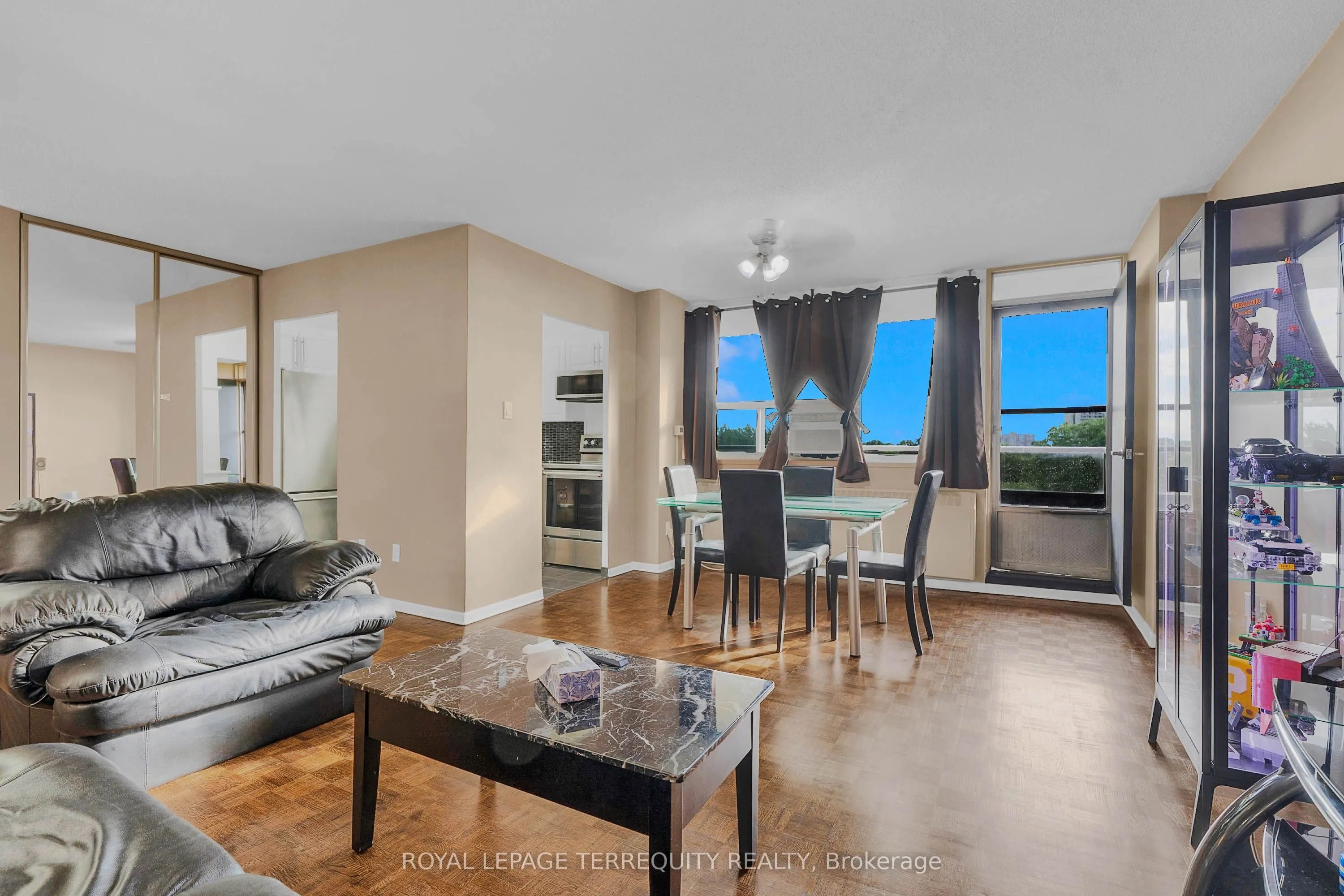 180 Markham Road #816