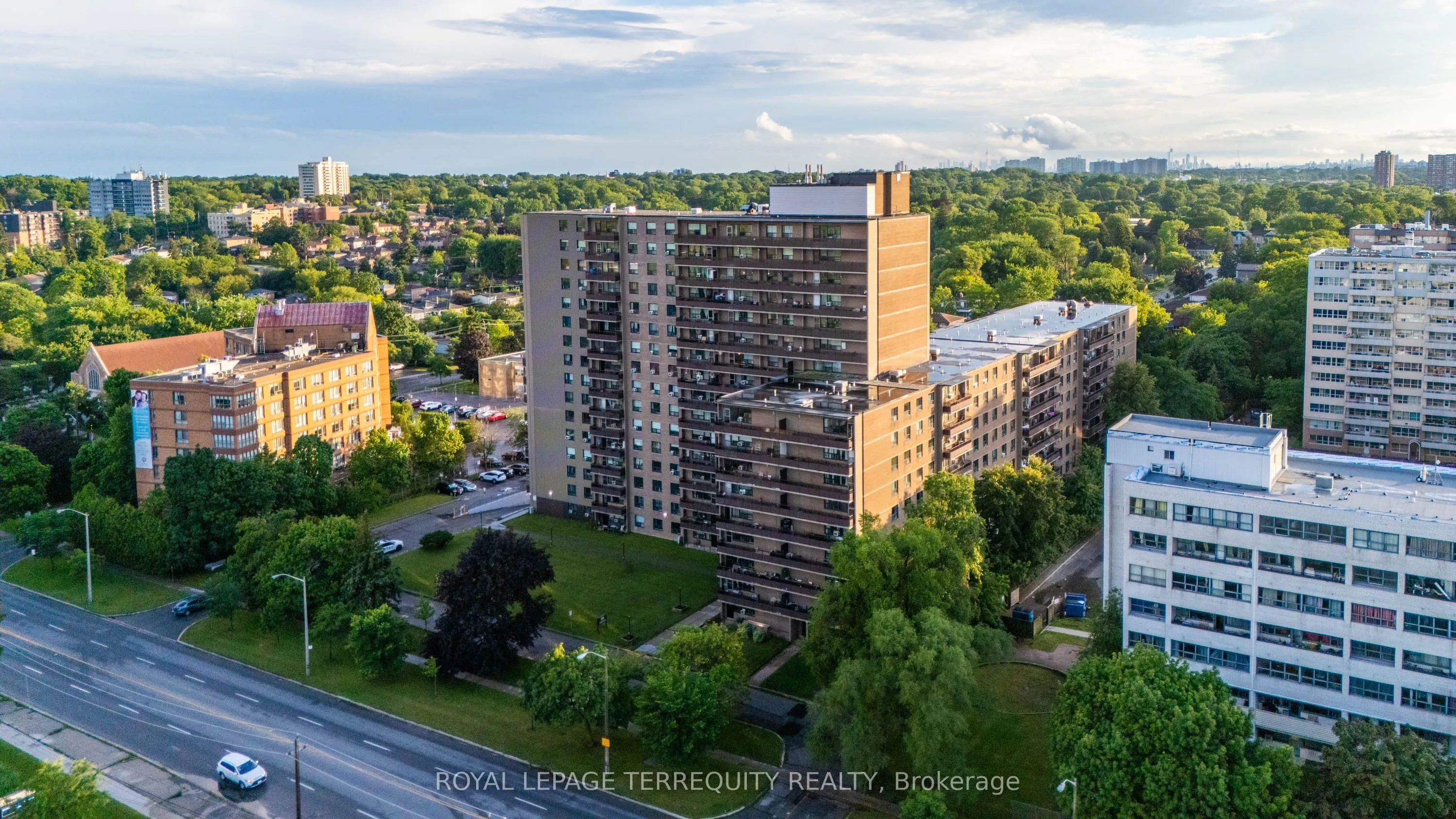 180 Markham Road #816