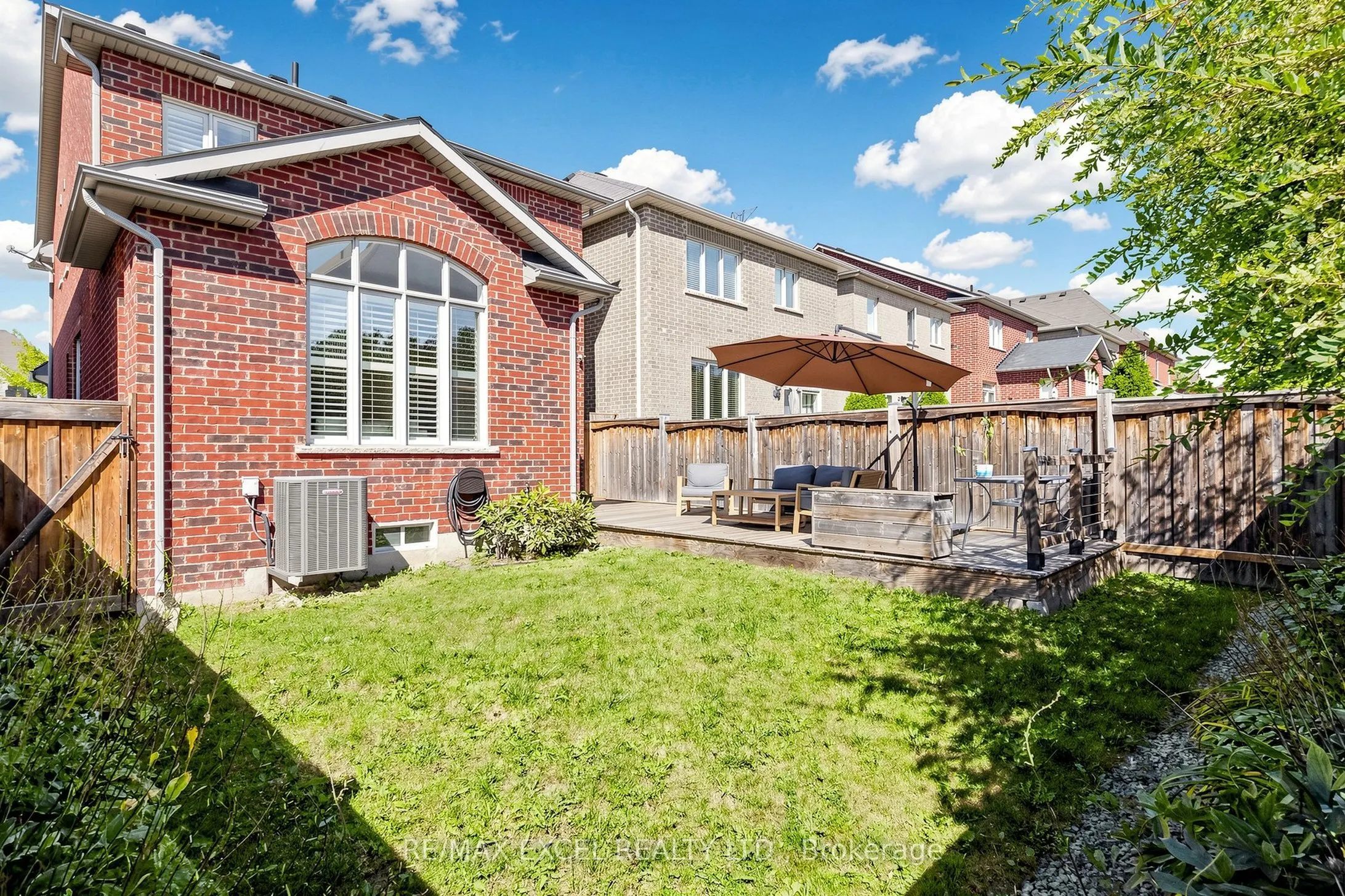 16 Stockell Crescent