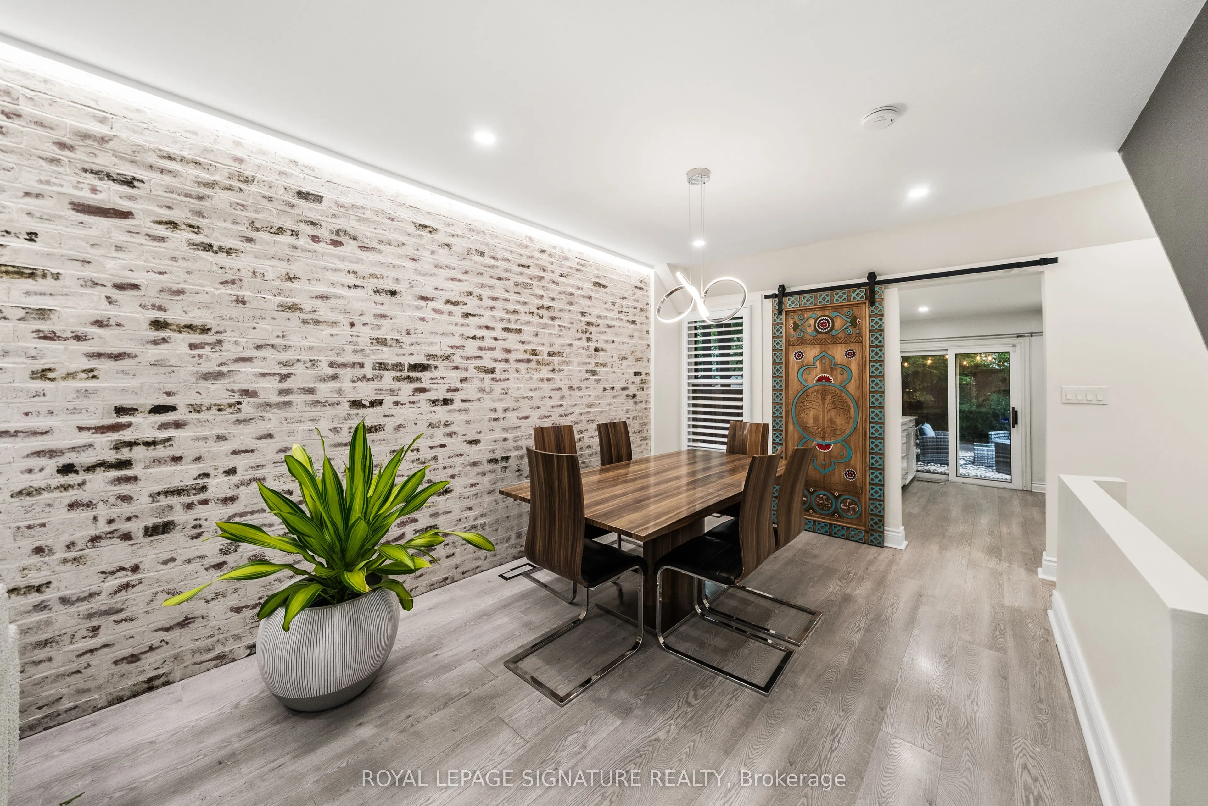 122 Duvernet Avenue