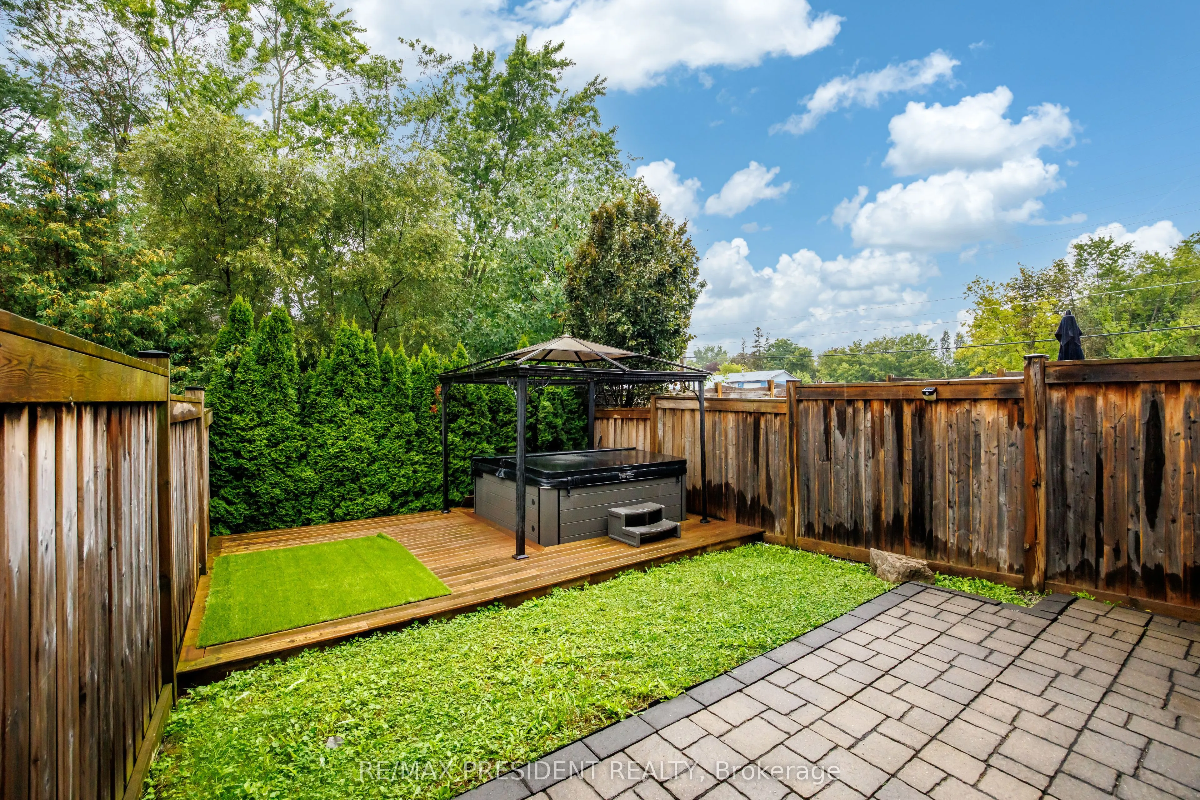 108 underwood Drive