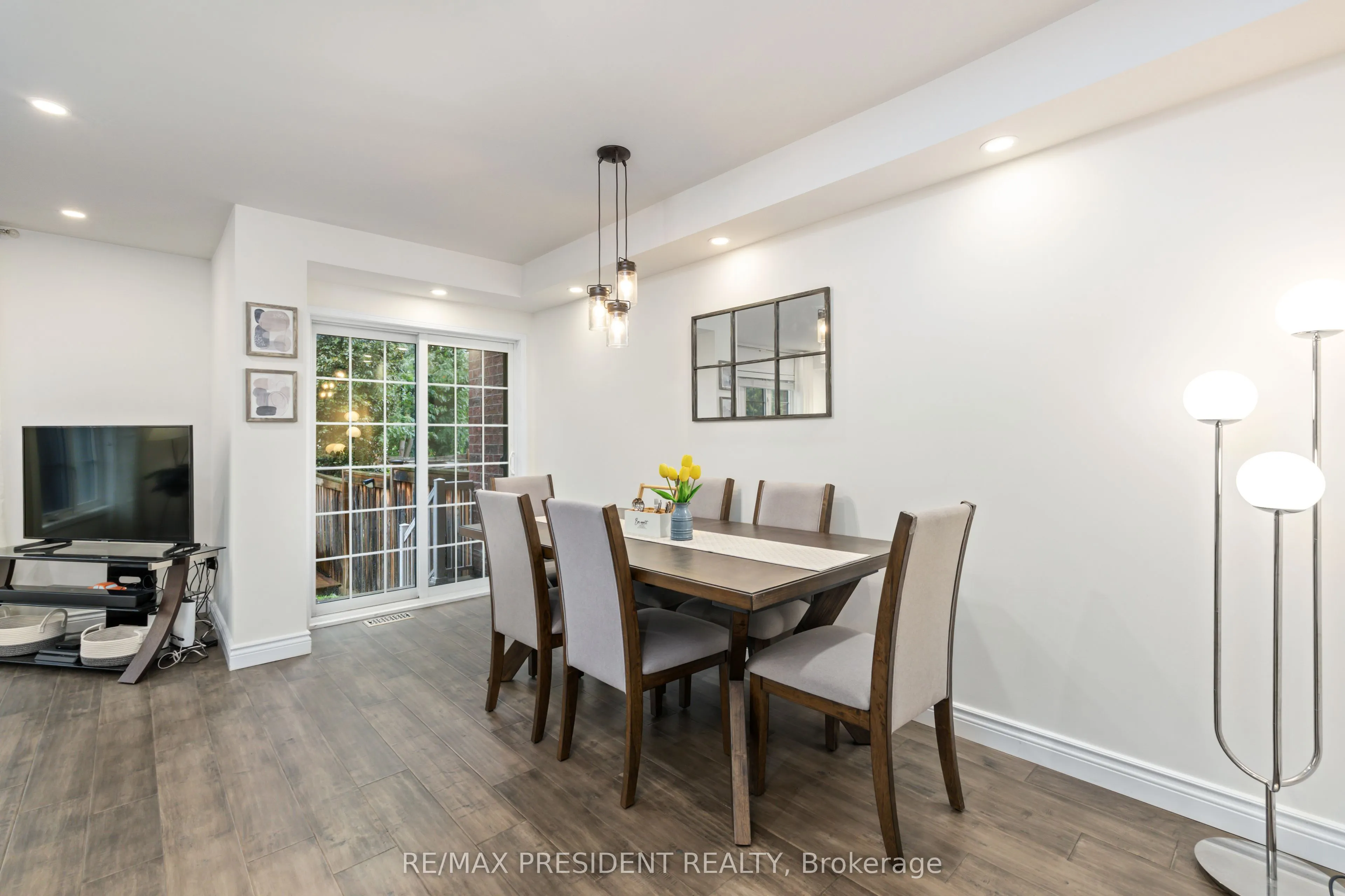 108 underwood Drive