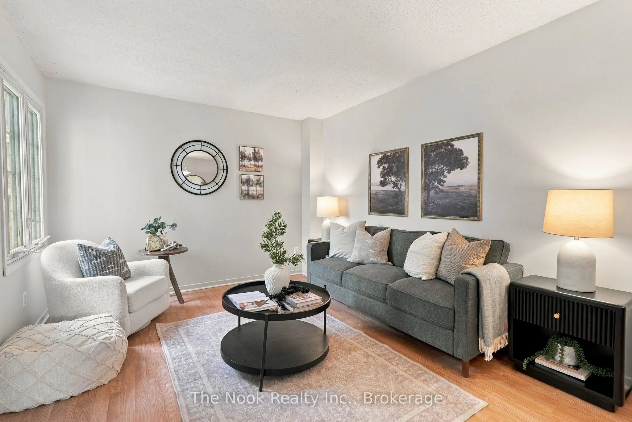 27 Field Crescent