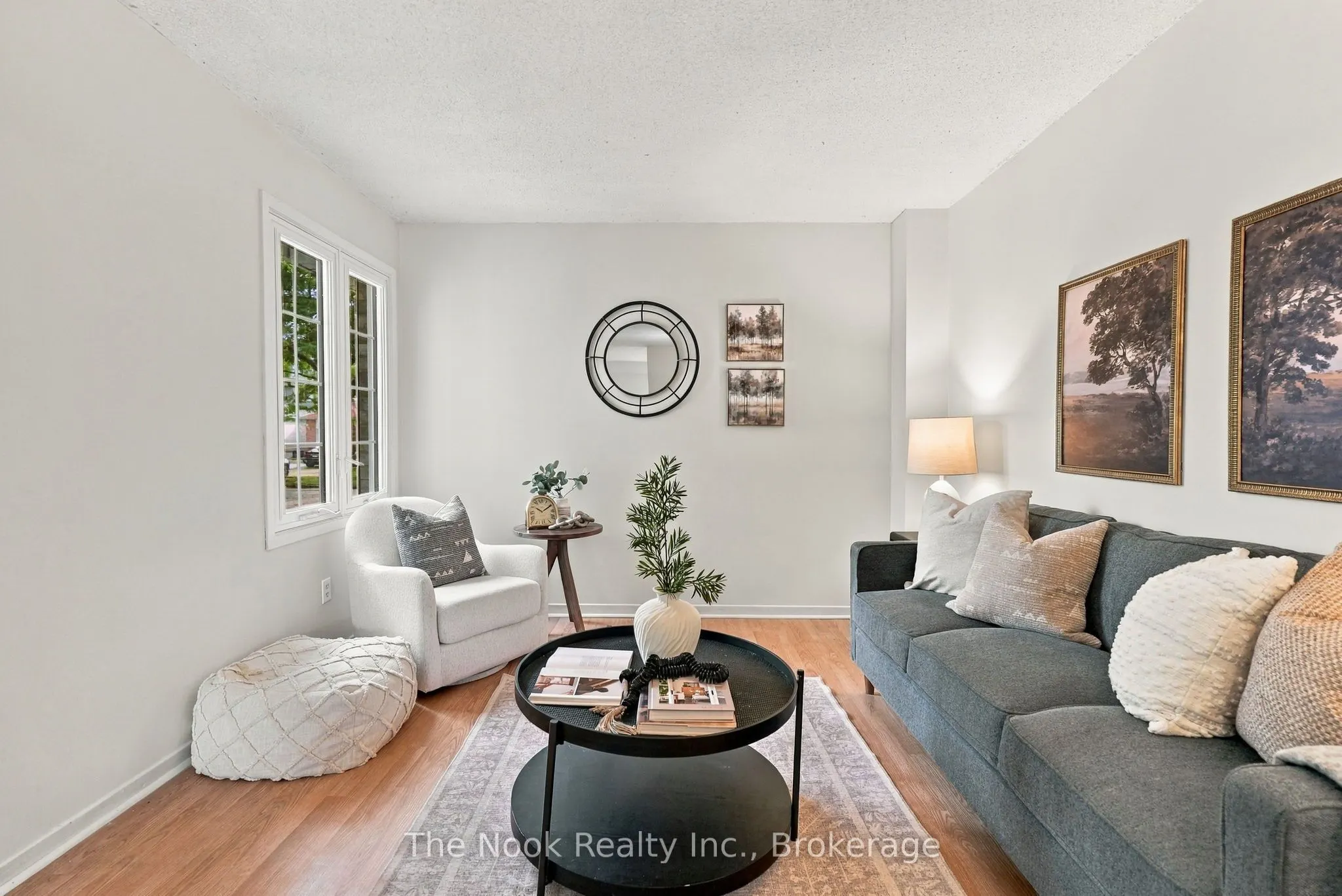 27 Field Crescent