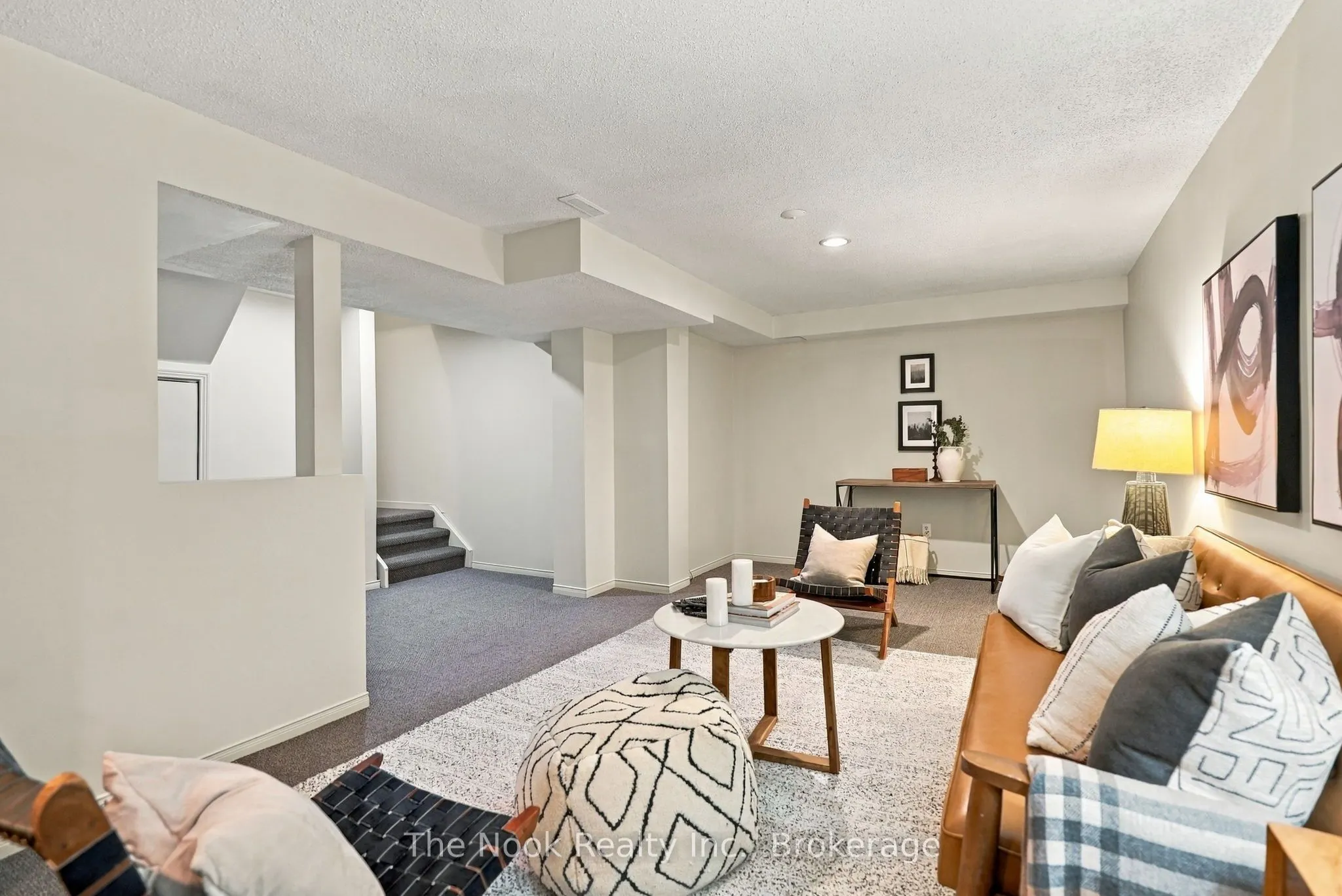 27 Field Crescent