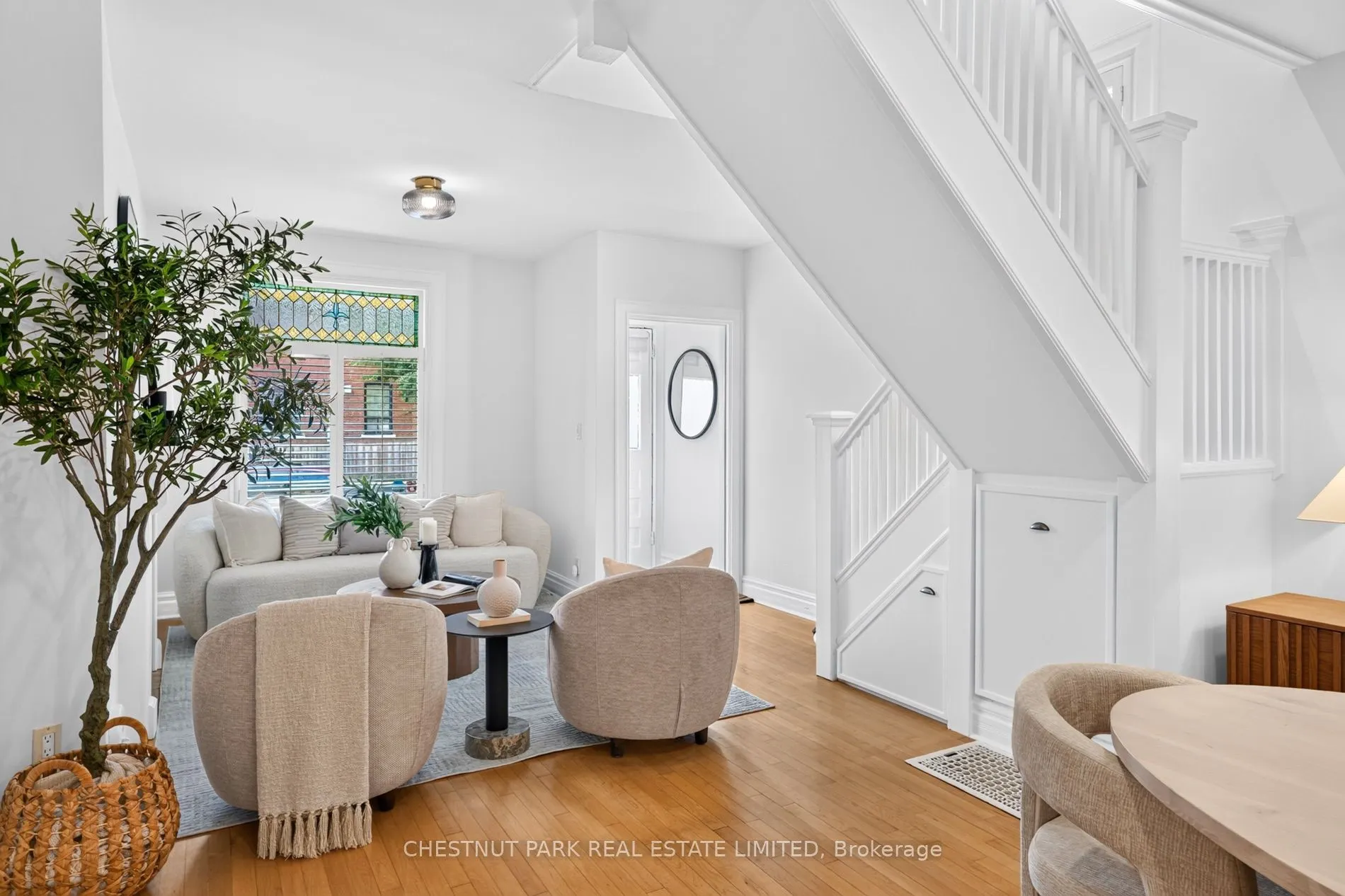 86 Cambridge Avenue