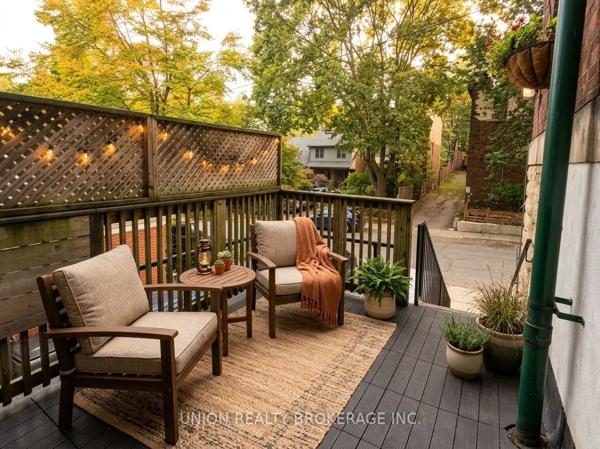 73-B Willow Avenue #Upper