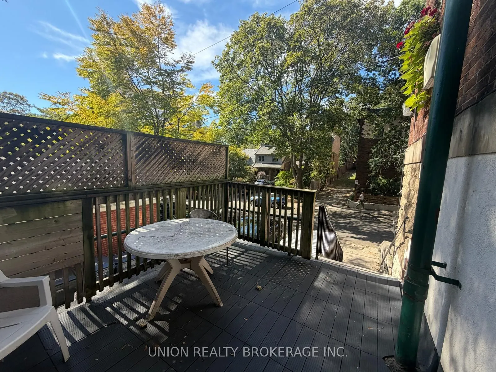 73-B Willow Avenue #Upper