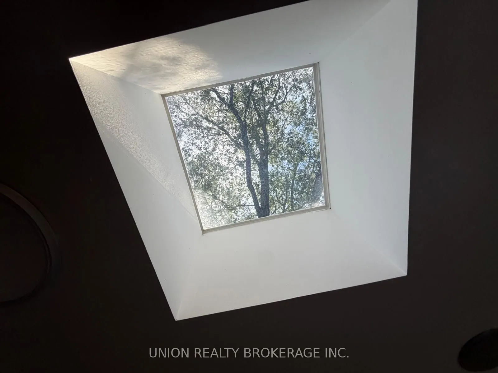 73-B Willow Avenue #Upper