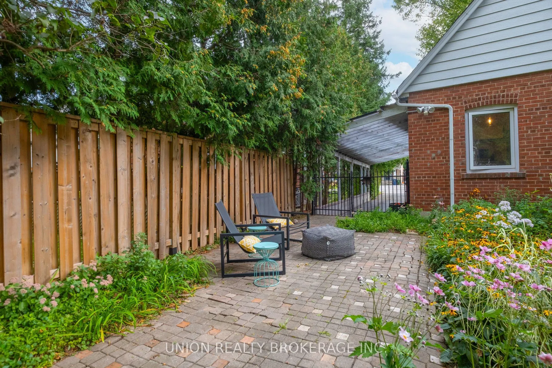 28 Singleton Road