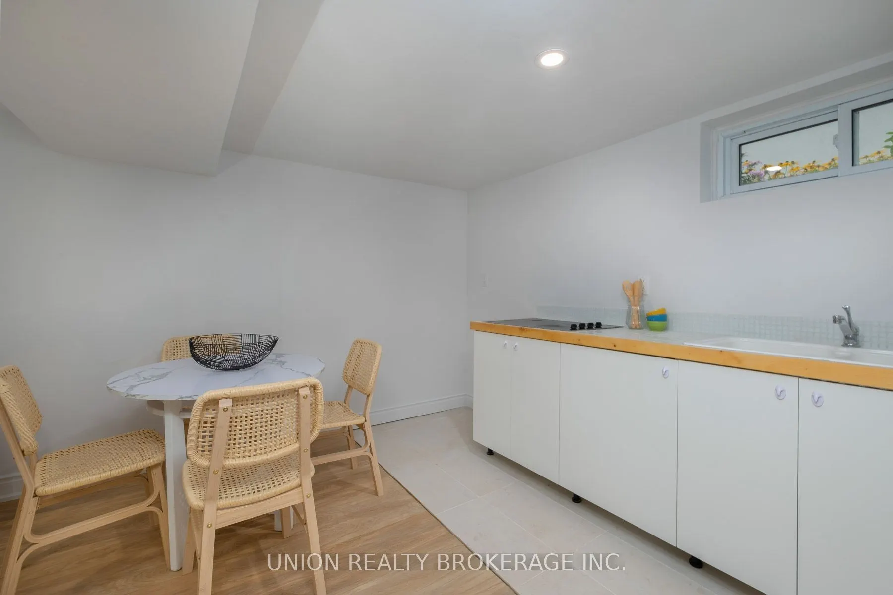 28 Singleton Road