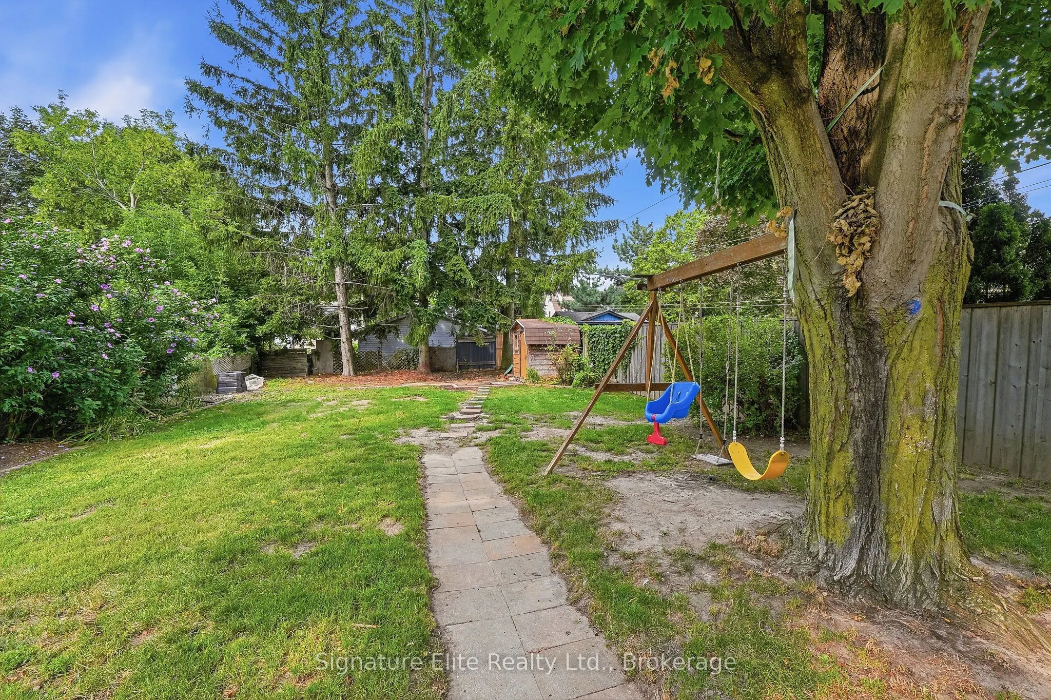 76 Harewood Avenue