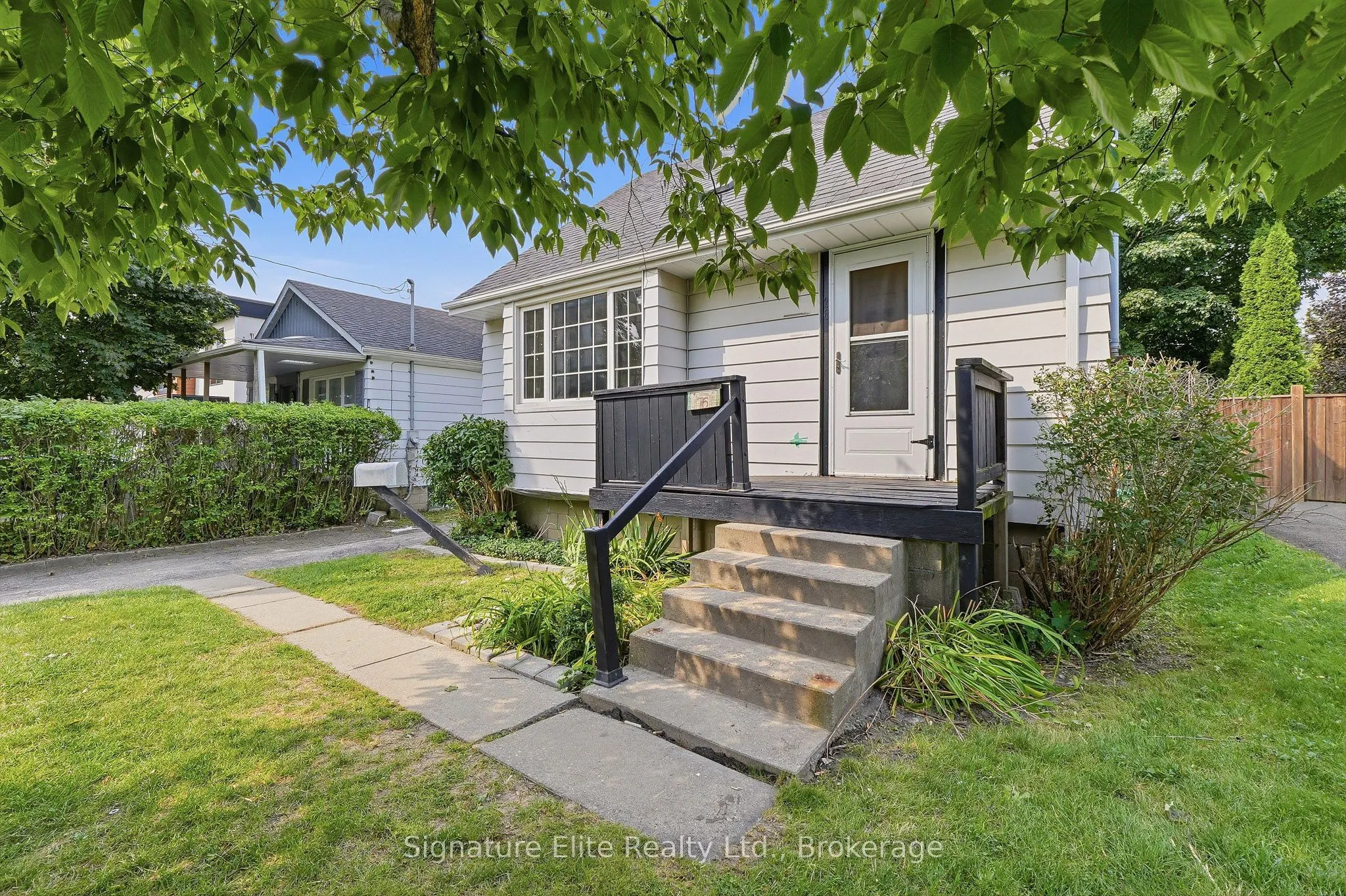 76 Harewood Avenue