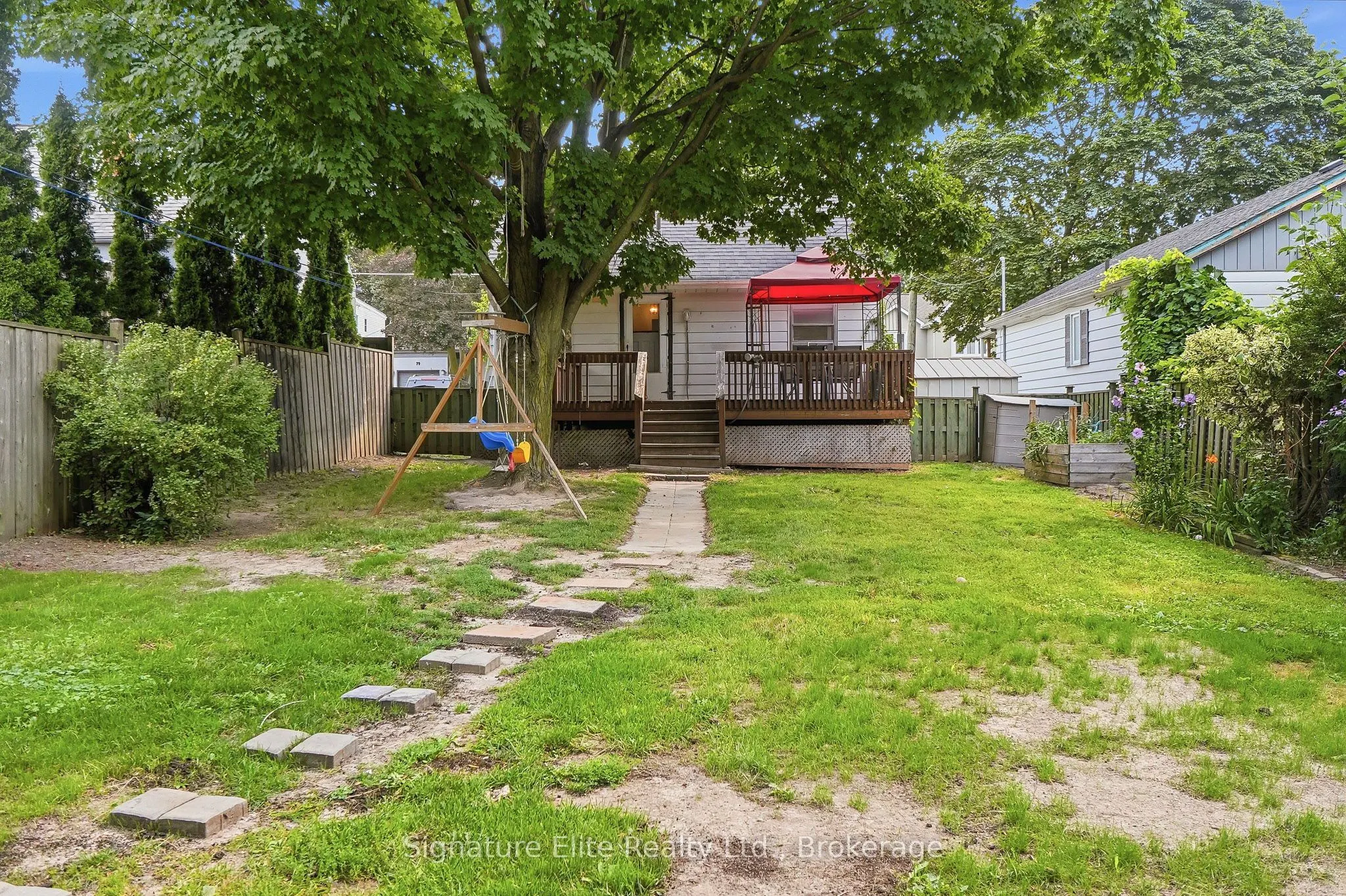 76 Harewood Avenue