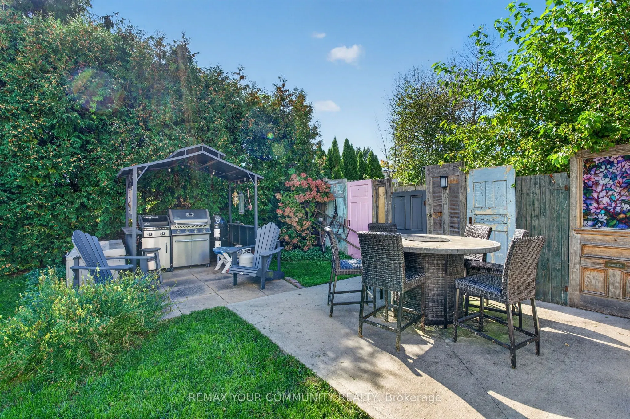 6 Standbridge Court