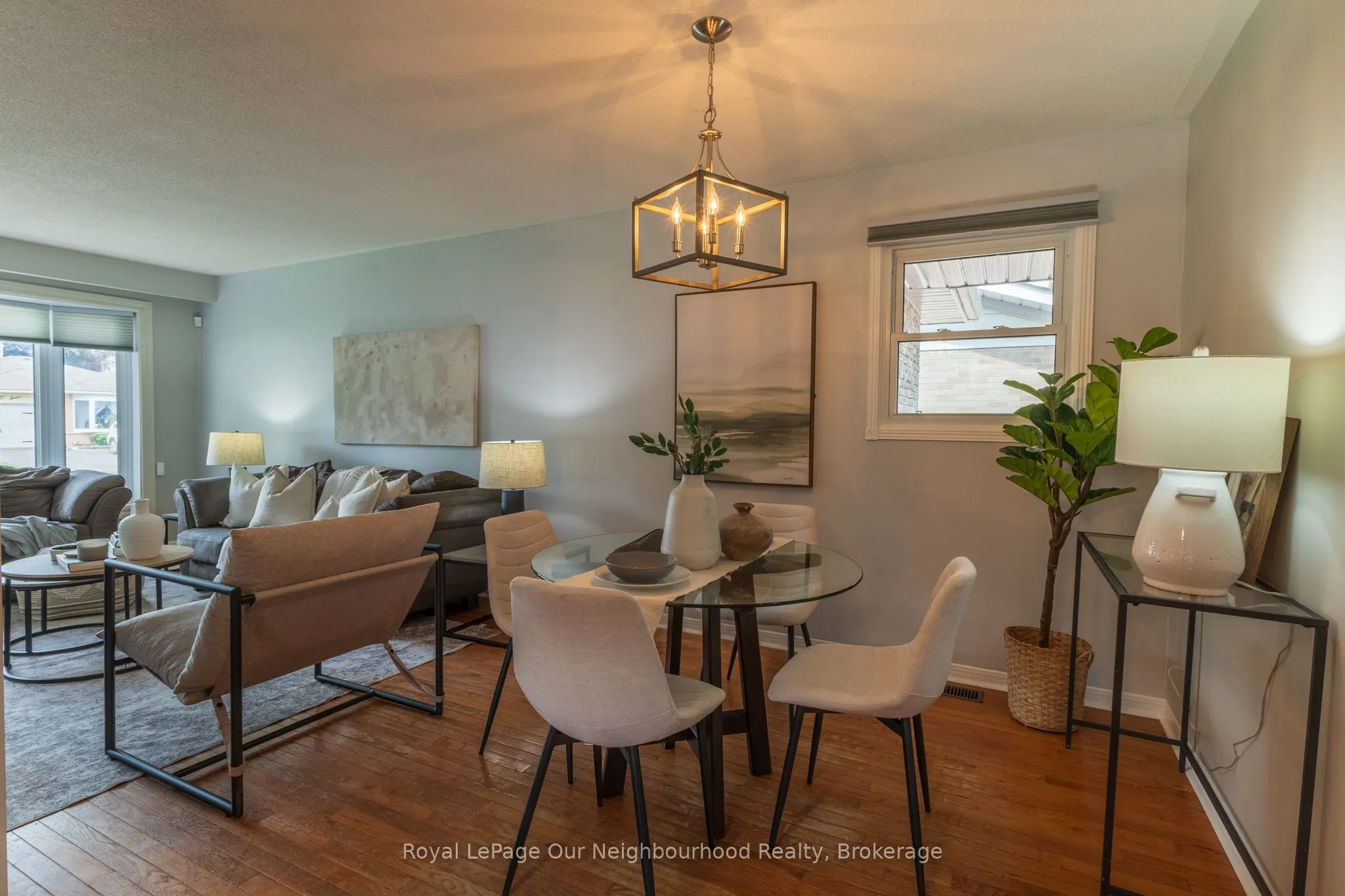 26 Ashdale Crescent