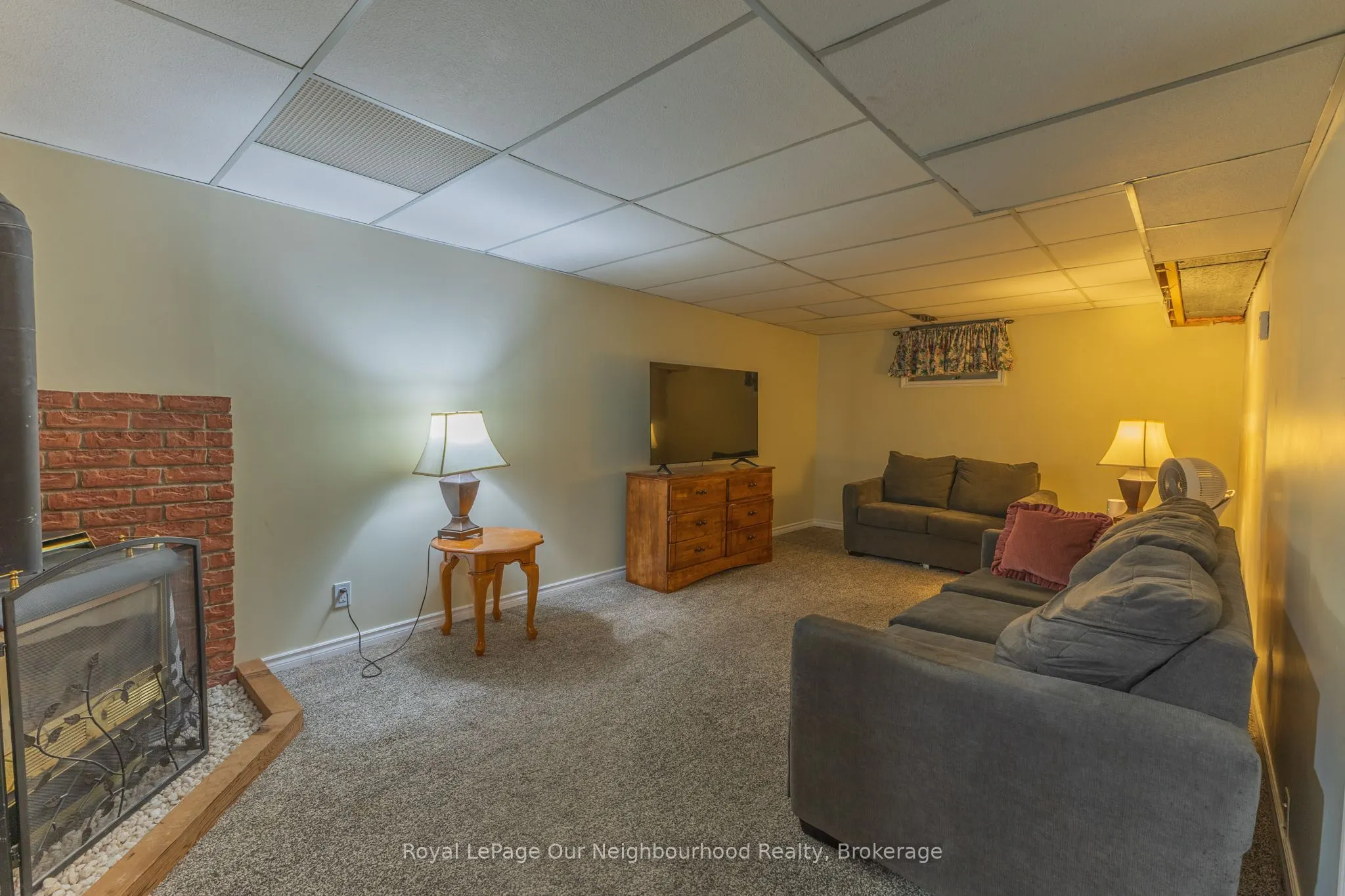 26 Ashdale Crescent