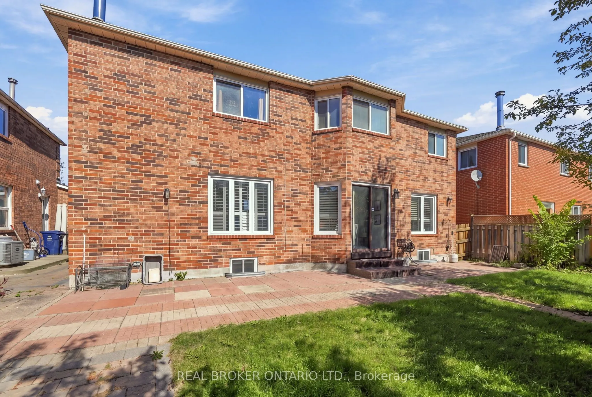 61 Bluenose Crescent