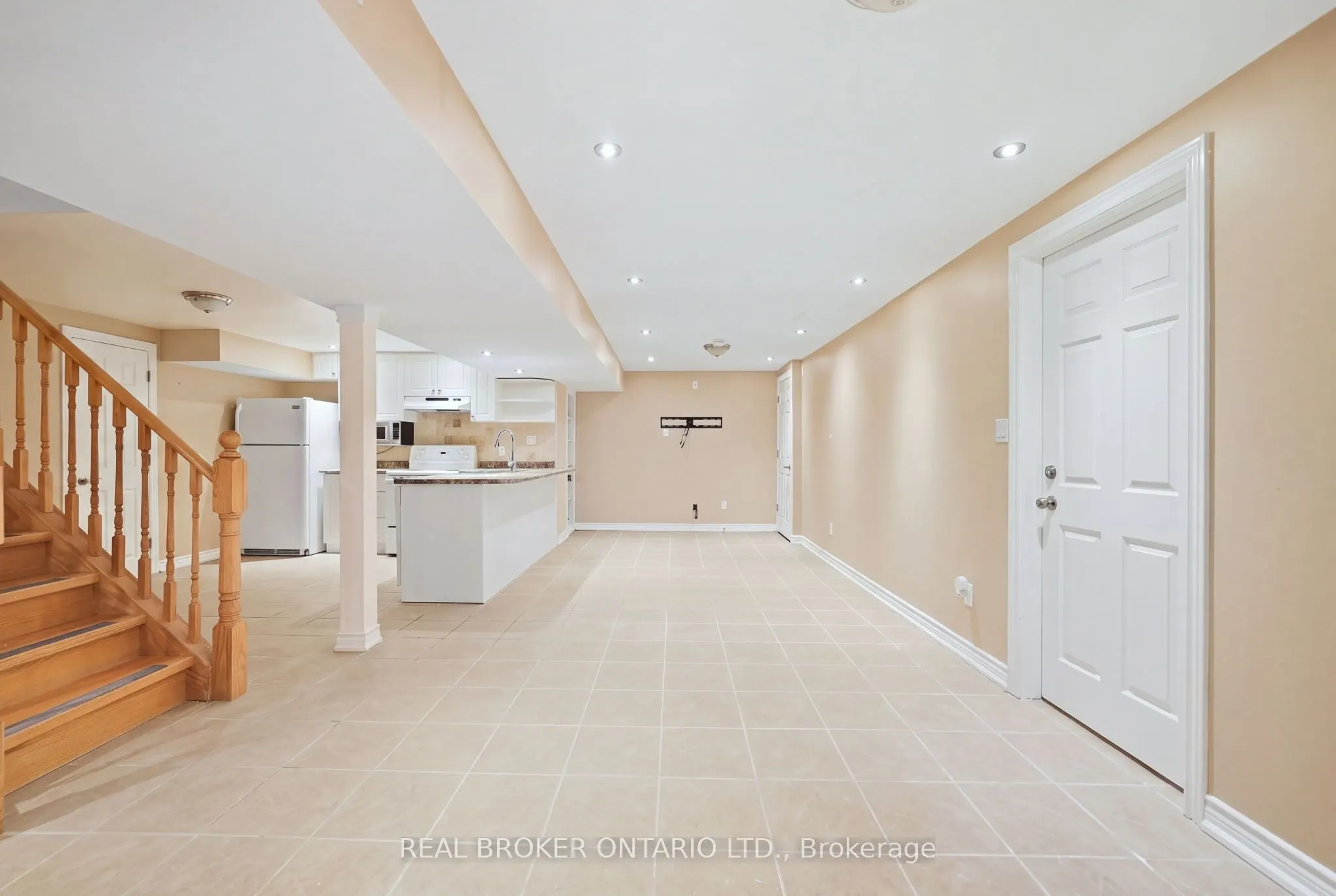 61 Bluenose Crescent