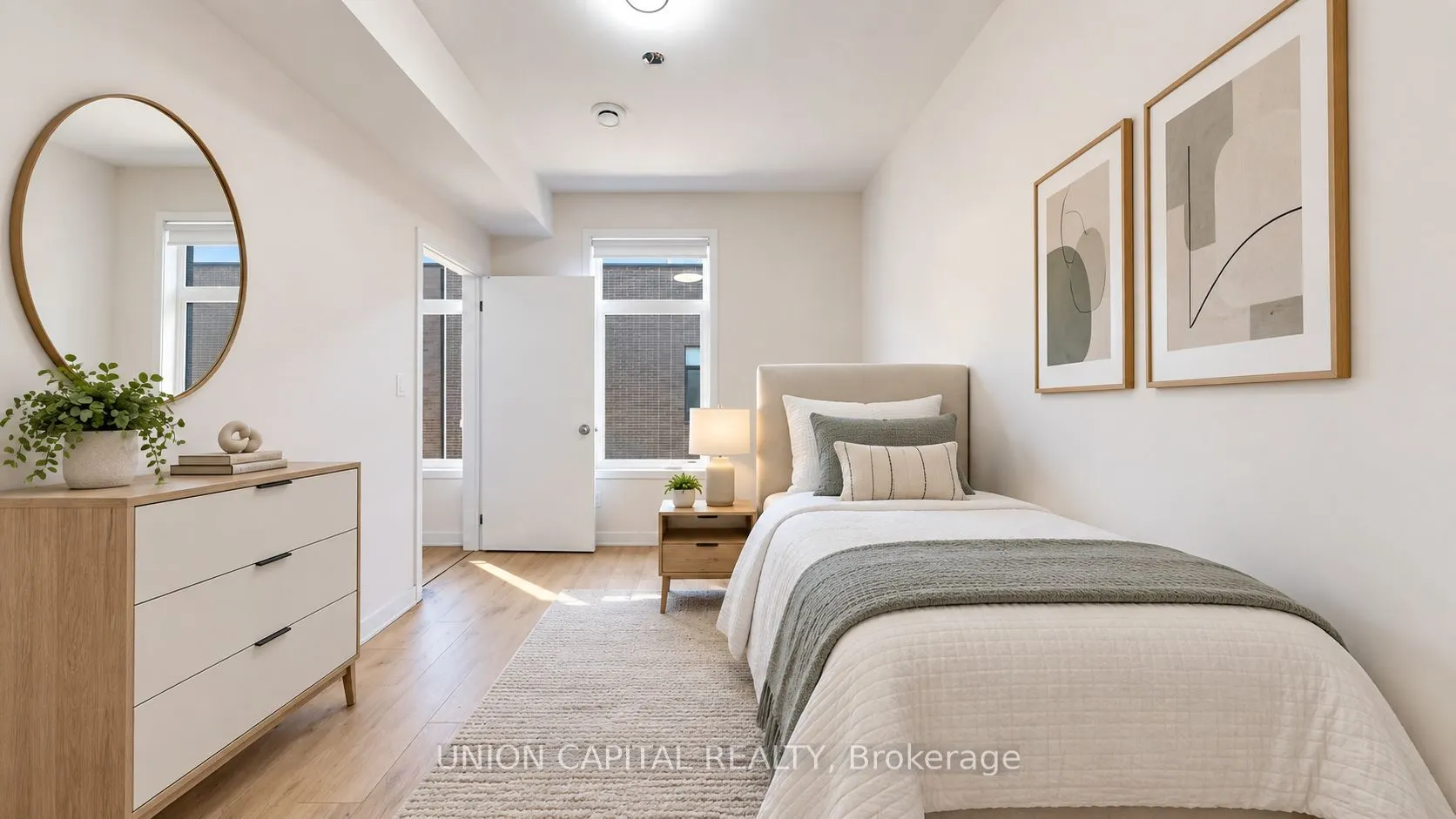 1740 Simcoe Street N #42