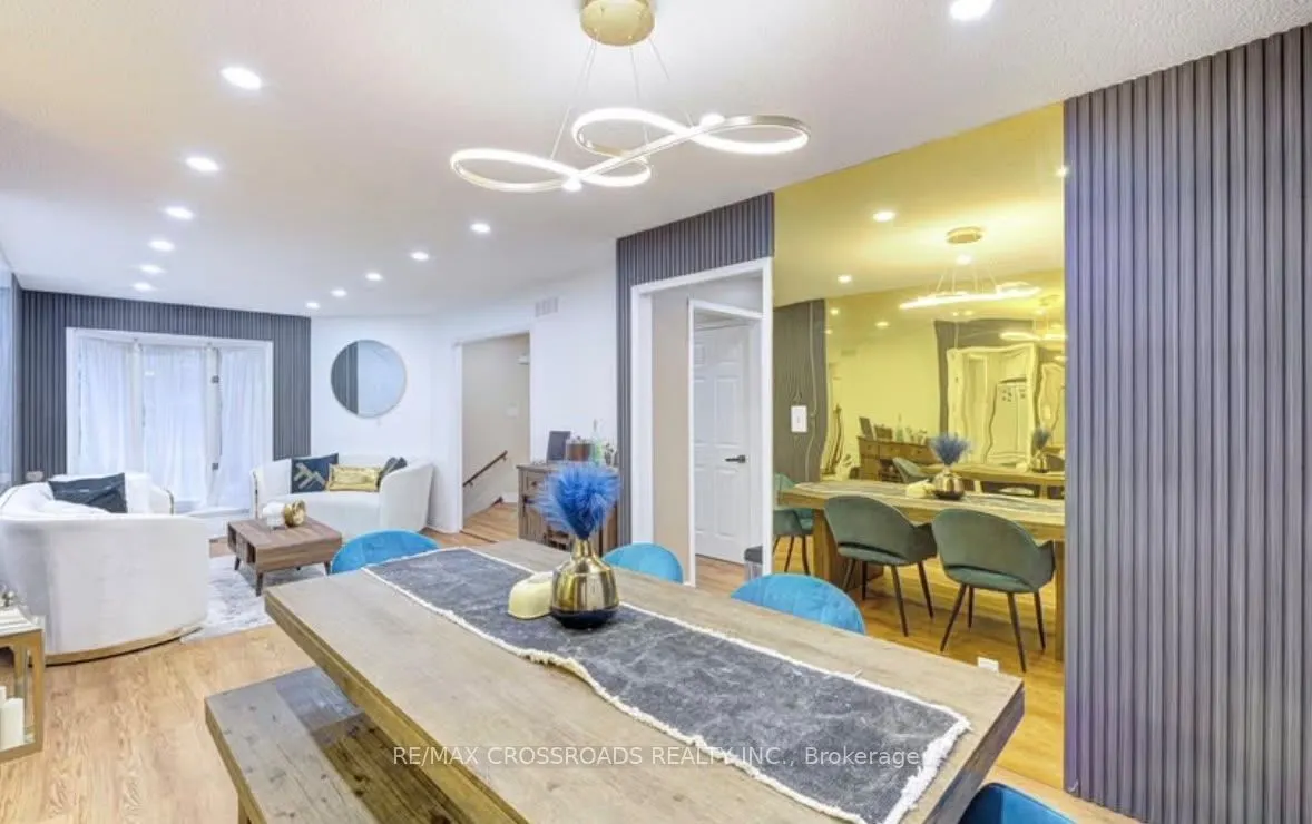 11 Murkar Crescent