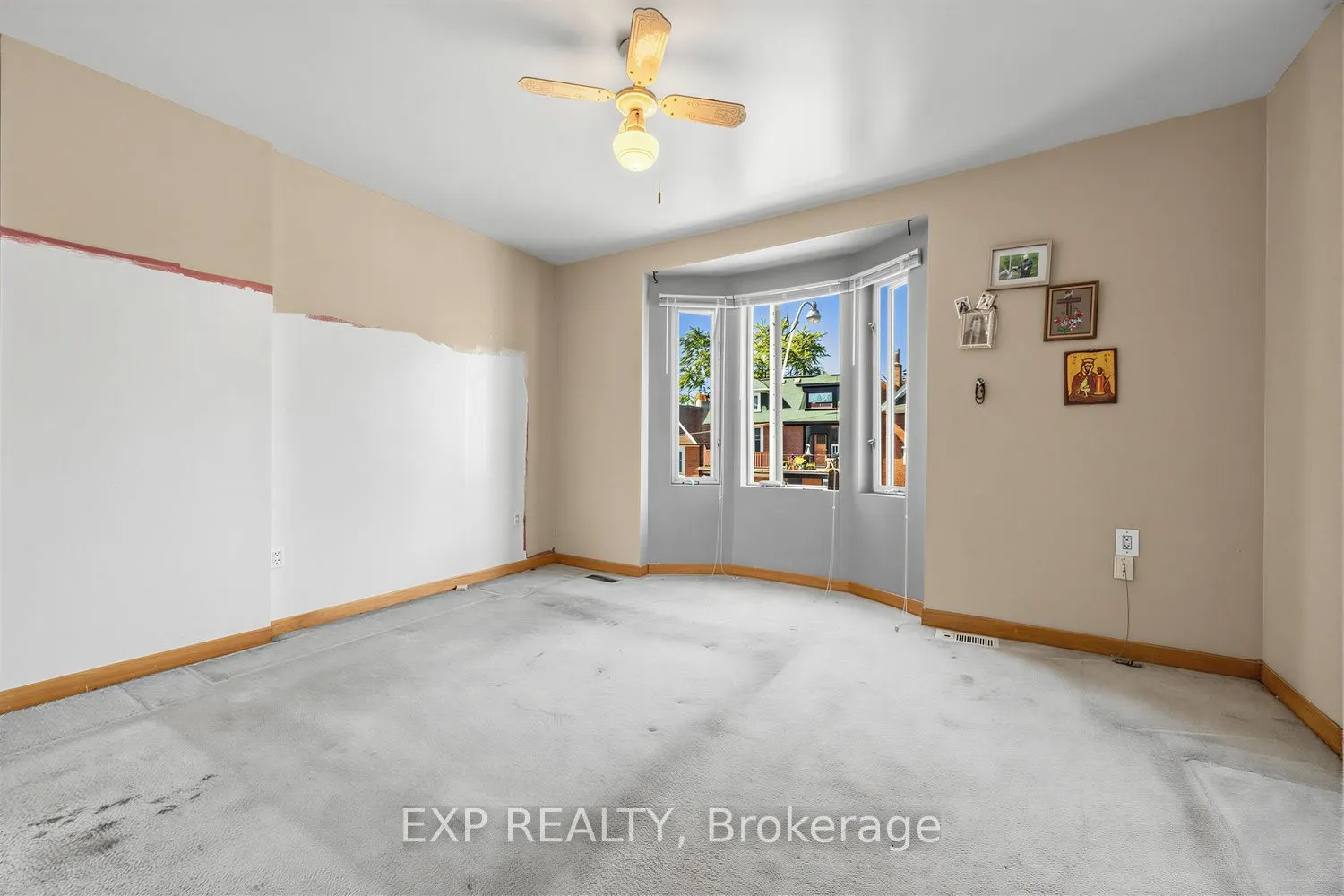 511 Carlaw Avenue