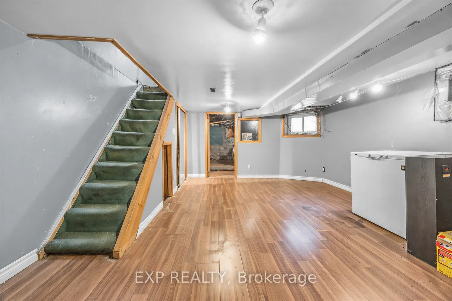 511 Carlaw Avenue