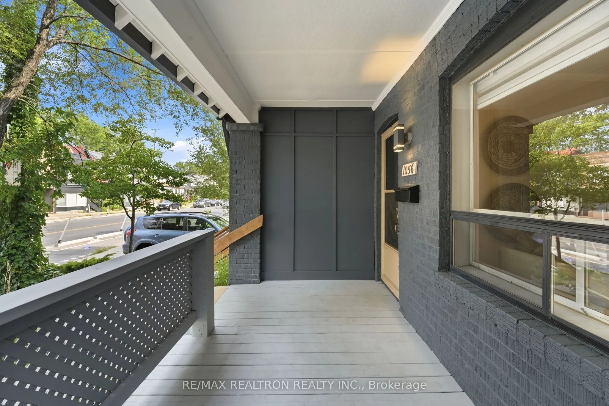 1056 Woodbine Avenue W