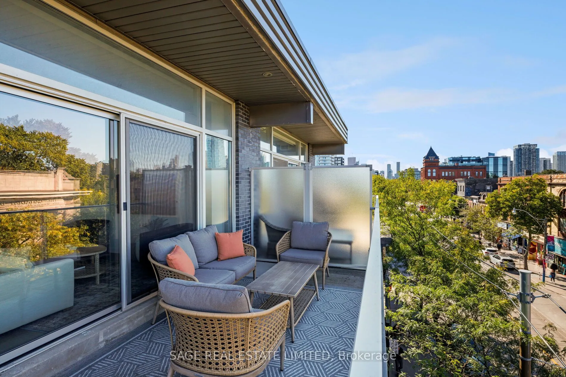 747 Queen Street E #401