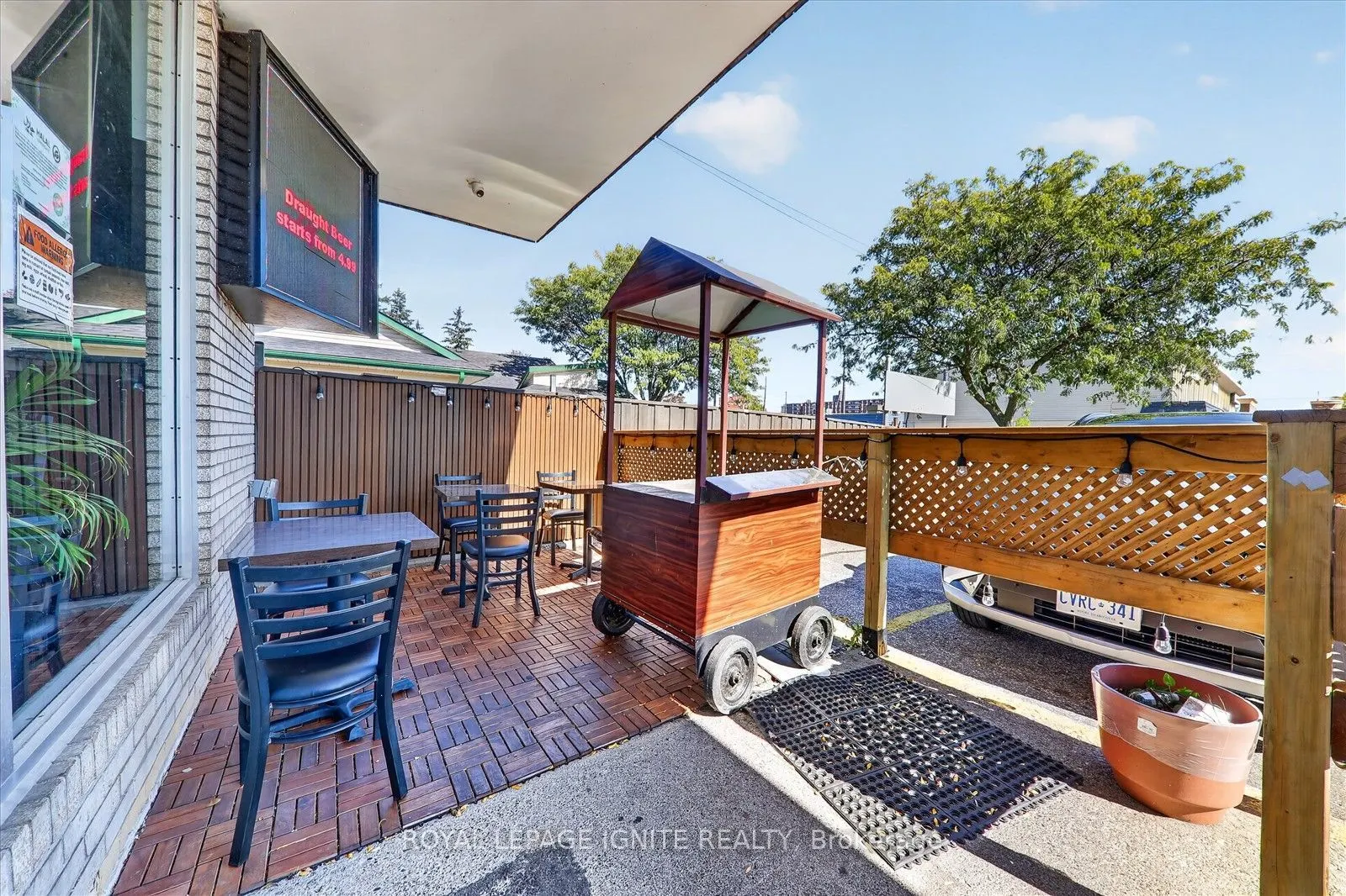 1050 Simcoe Street N #5