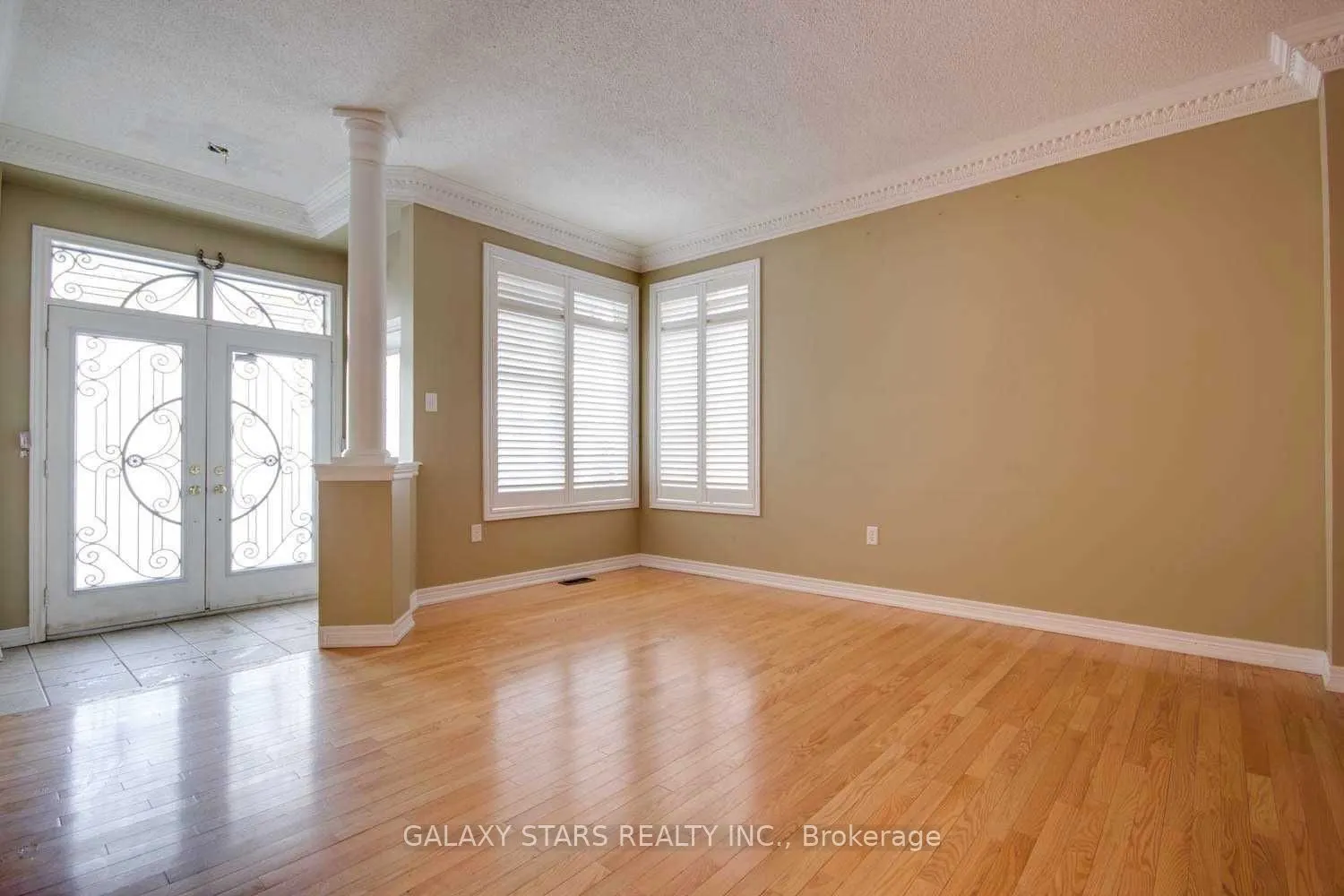 4 Spall Court