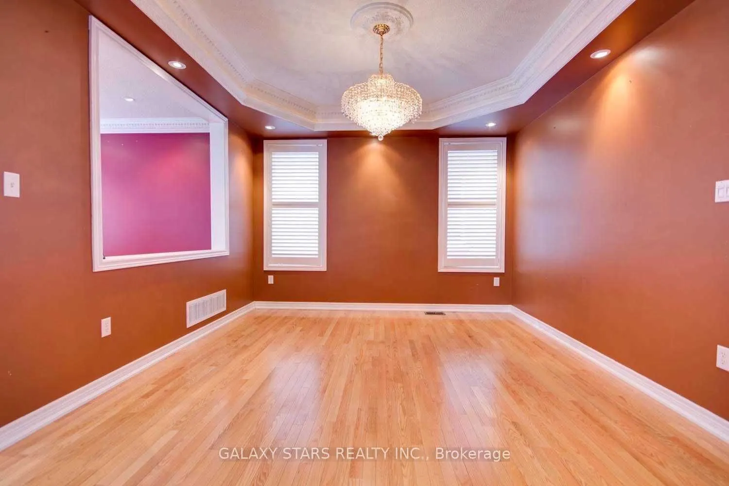 4 Spall Court
