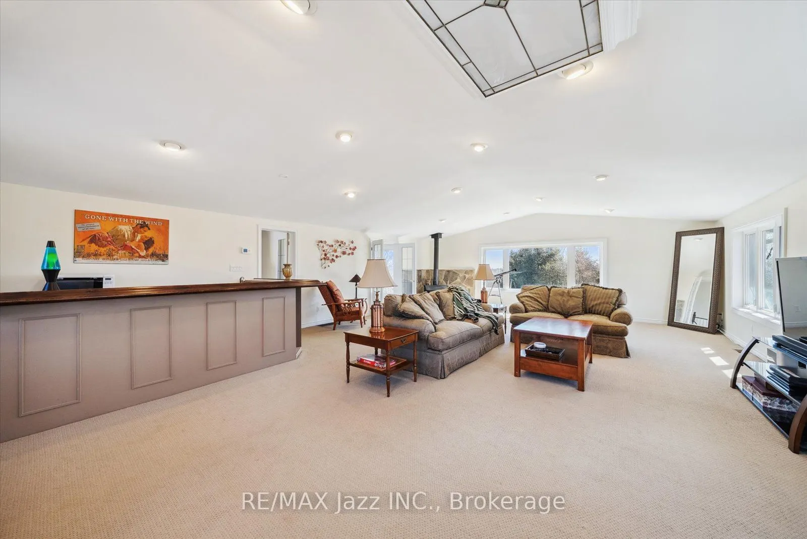 8733 Leskard Road