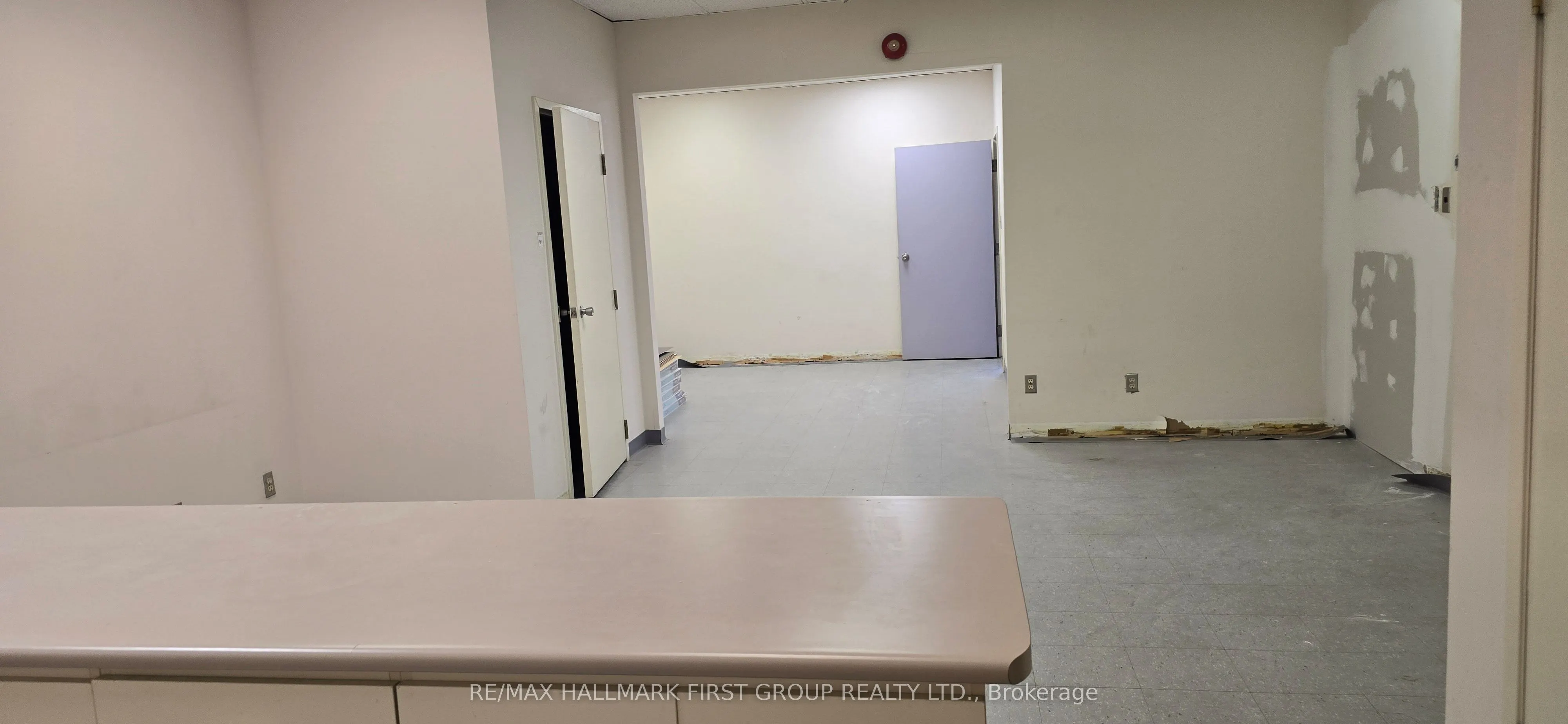 600 Thornton Road S ##4 + Outside Storage