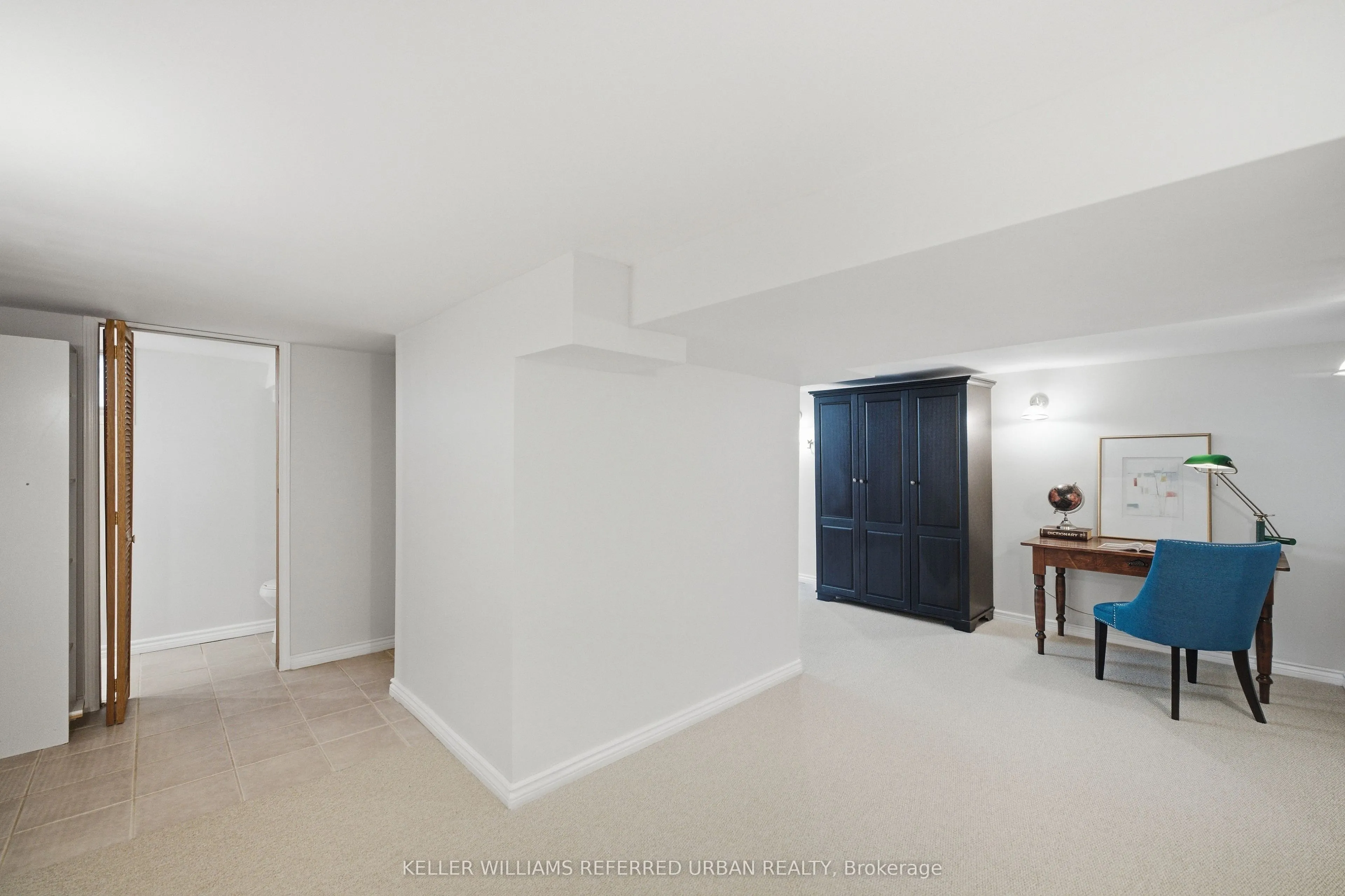 569 Masson Street