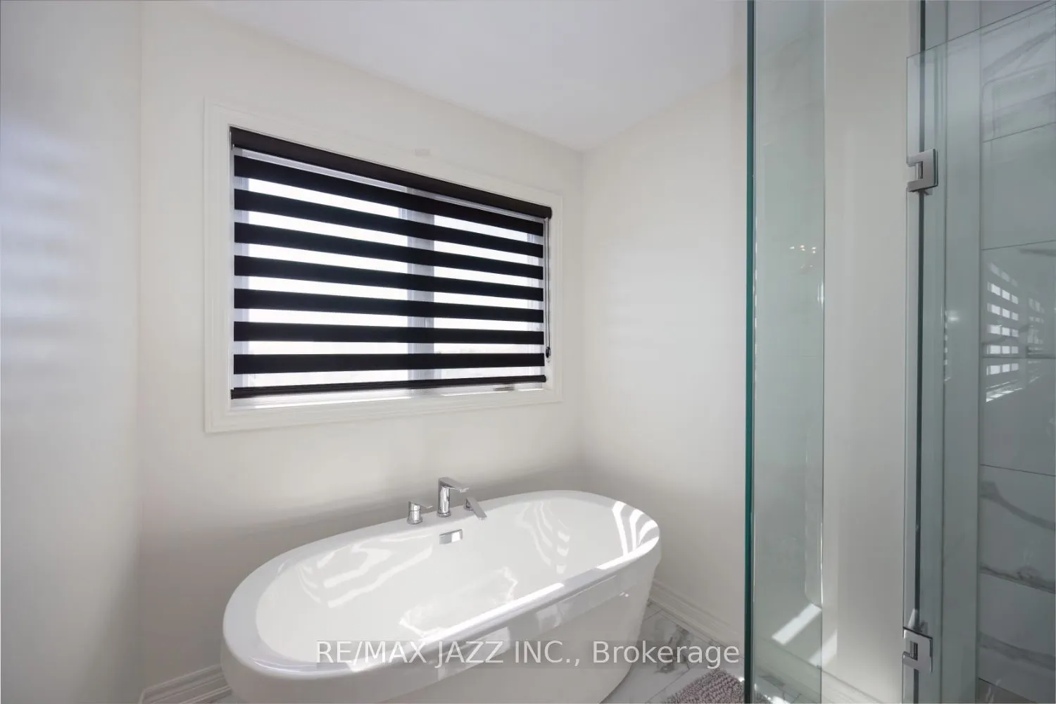 131 Courtney Street #UPPER