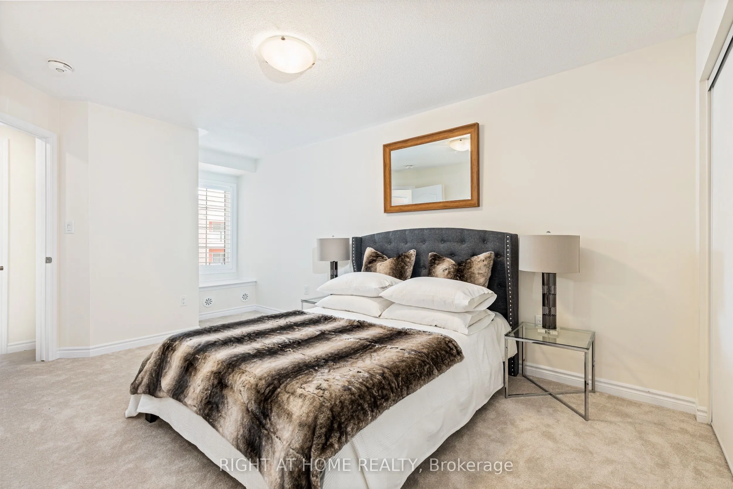 2493 Fall Harvest Crescent