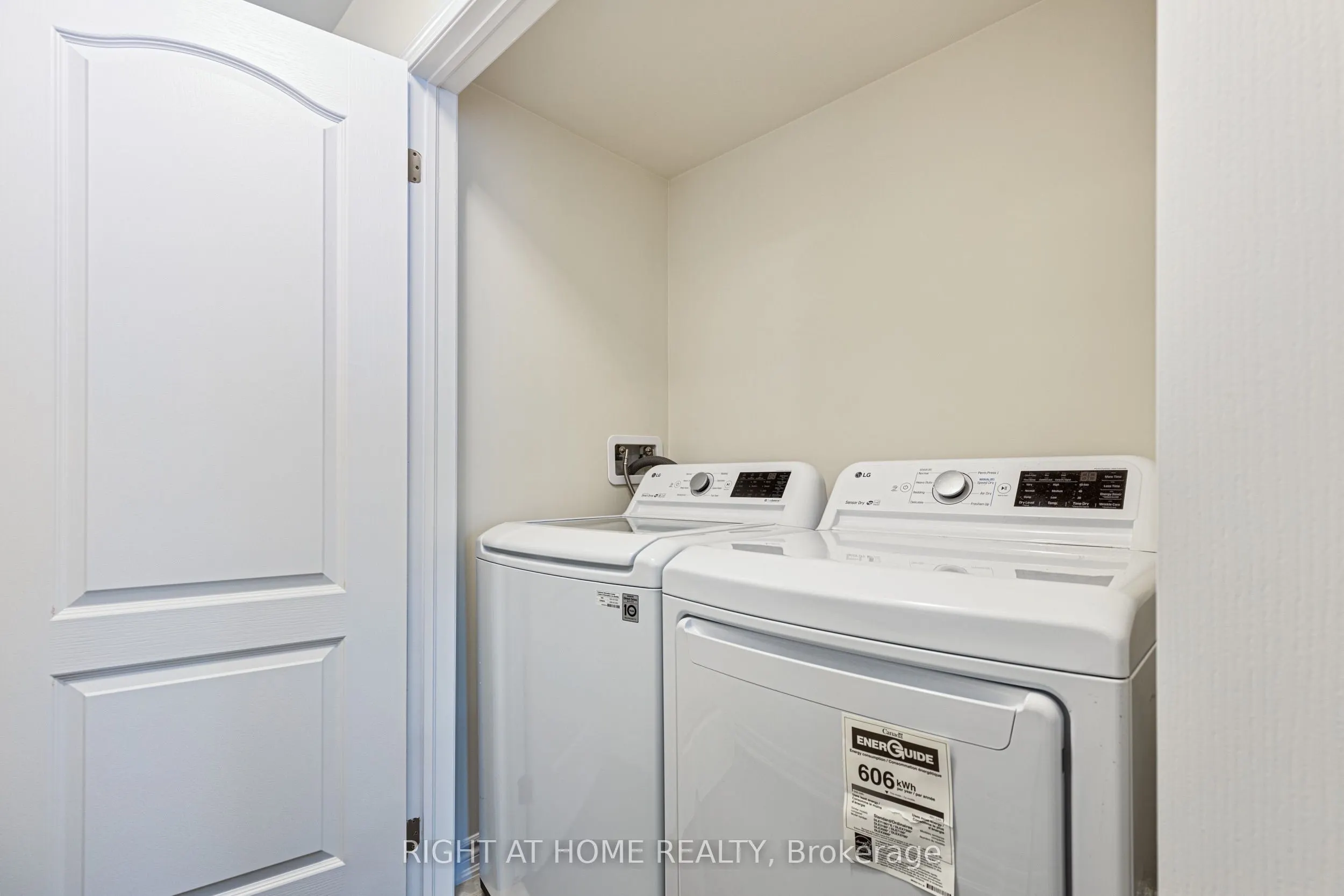 2493 Fall Harvest Crescent
