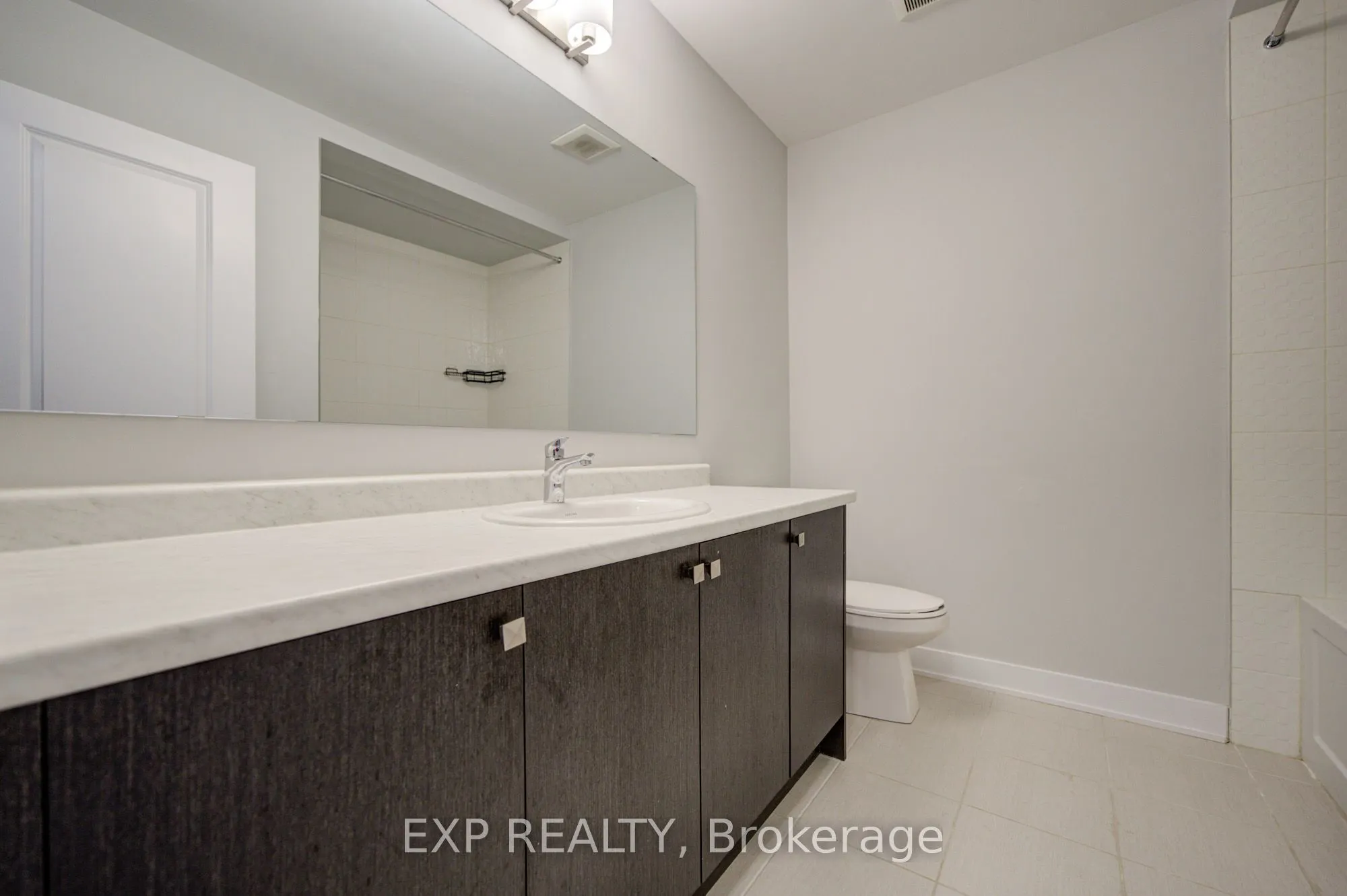 1095 Thompson Drive