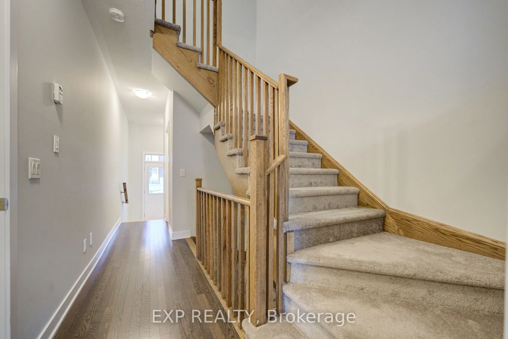 1095 Thompson Drive