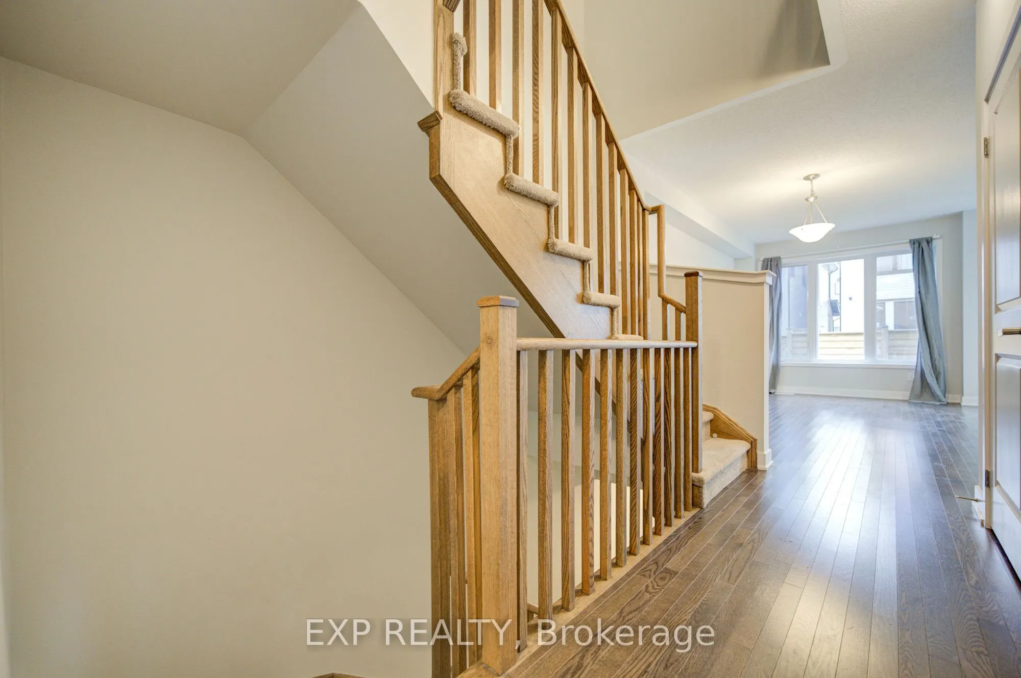 1095 Thompson Drive