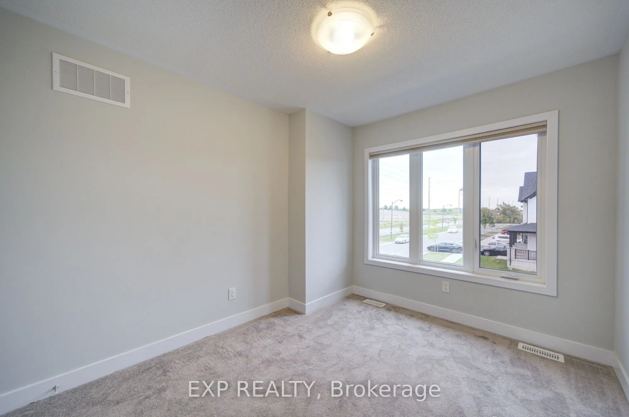1095 Thompson Drive