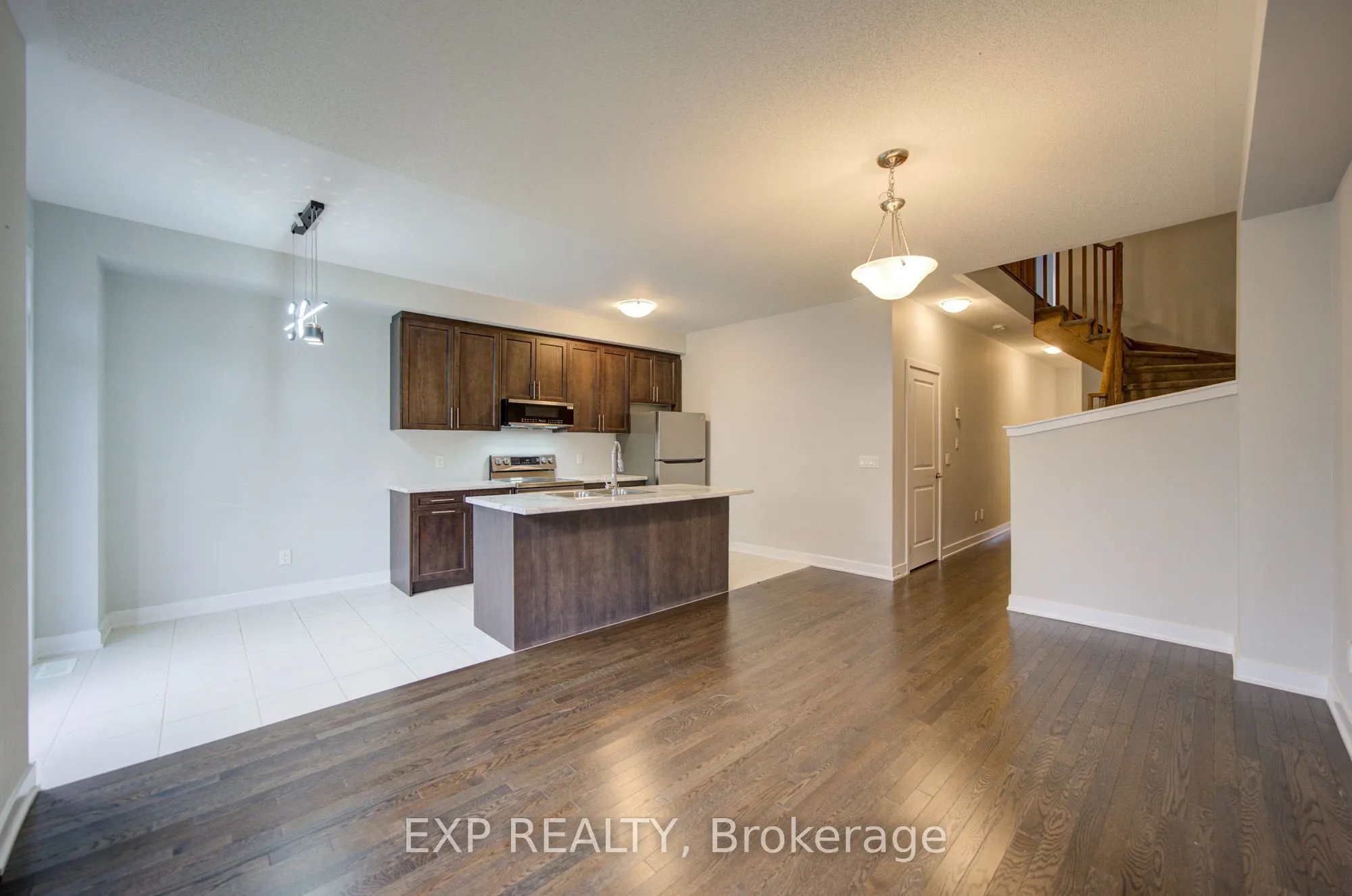 1095 Thompson Drive